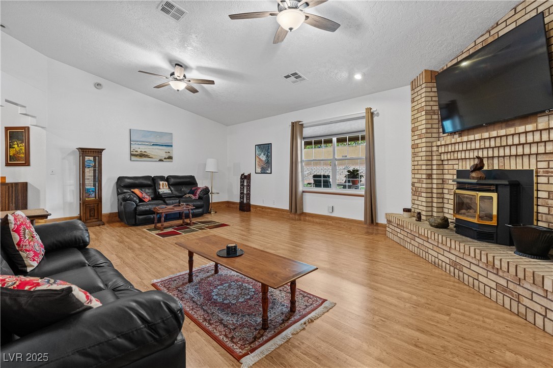 301 East Chaparral Drive
