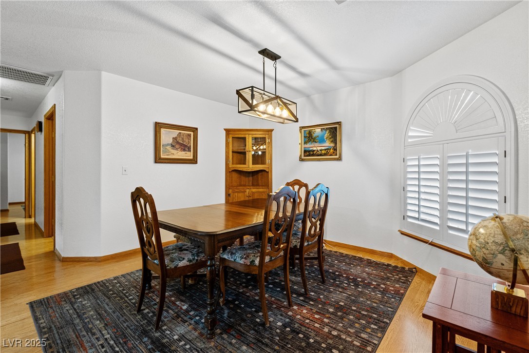 301 East Chaparral Drive