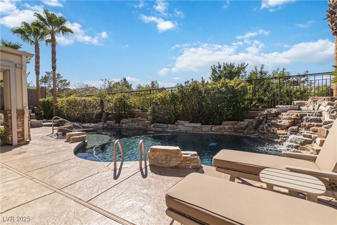 2669 Chateau Clermont Street