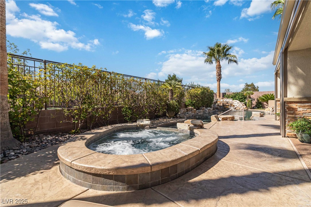 2669 Chateau Clermont Street