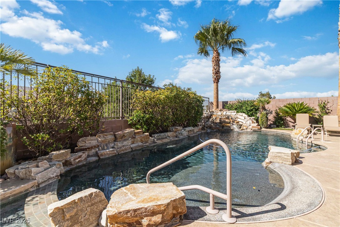 2669 Chateau Clermont Street
