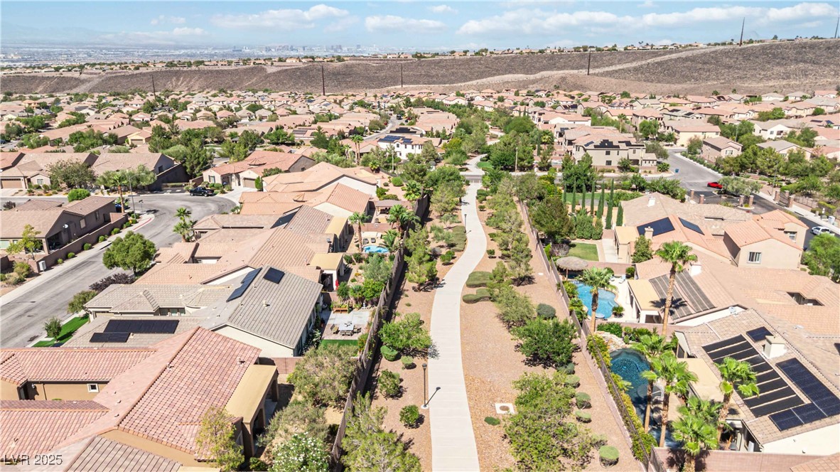 2669 Chateau Clermont Street