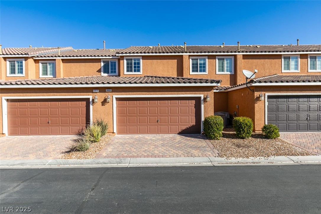 3009 Camino Sereno Avenue