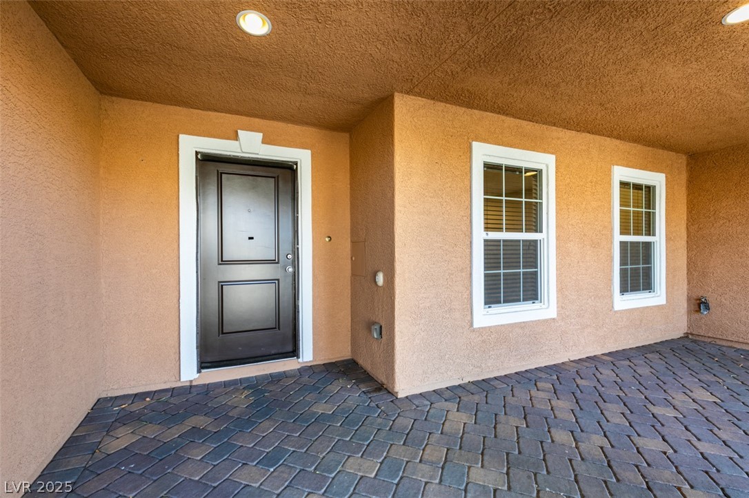 3009 Camino Sereno Avenue