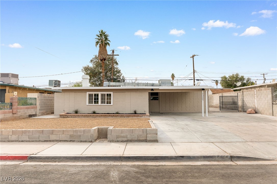 1305 Sattes Street