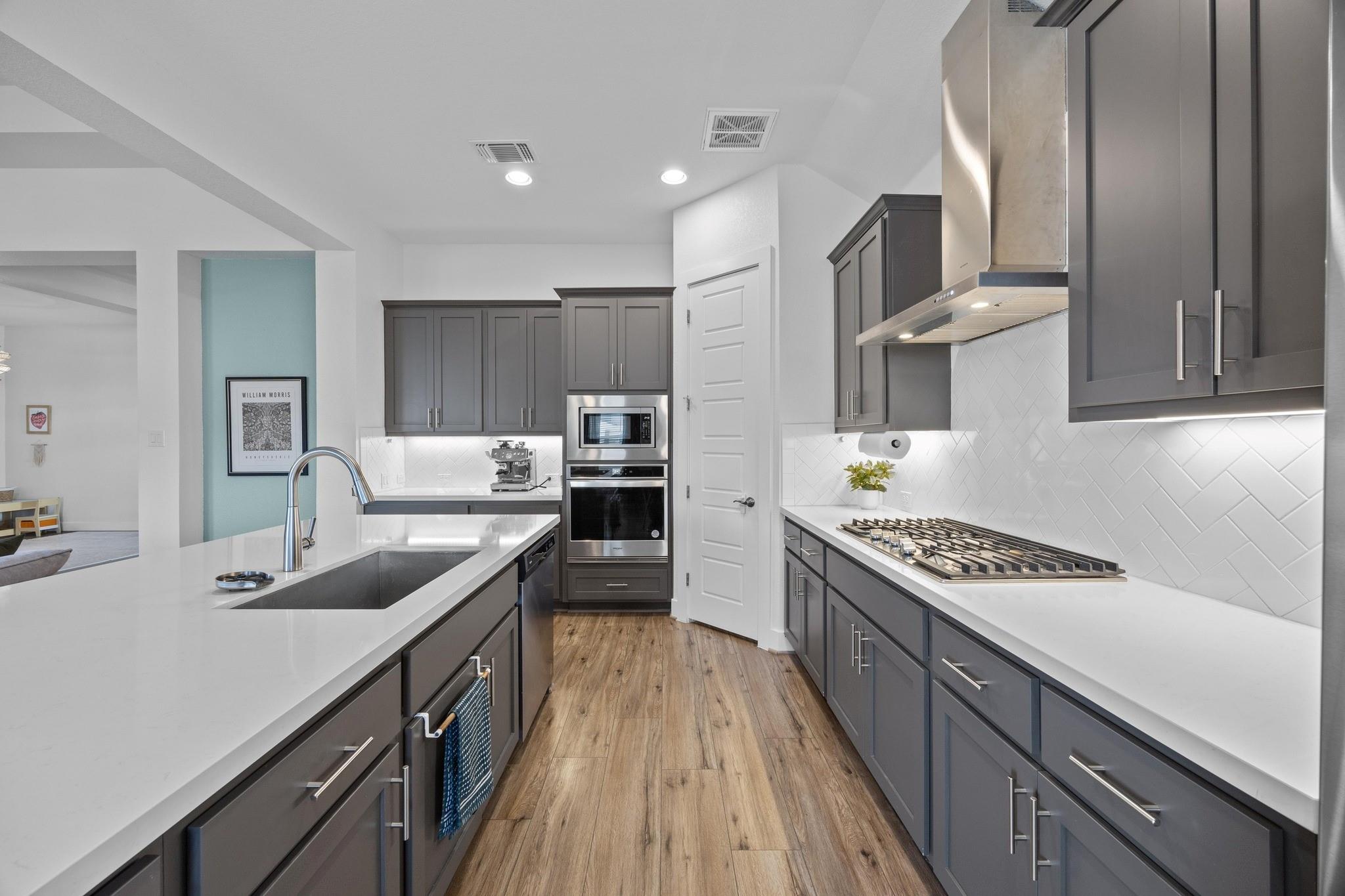 409 Calandria BLVD