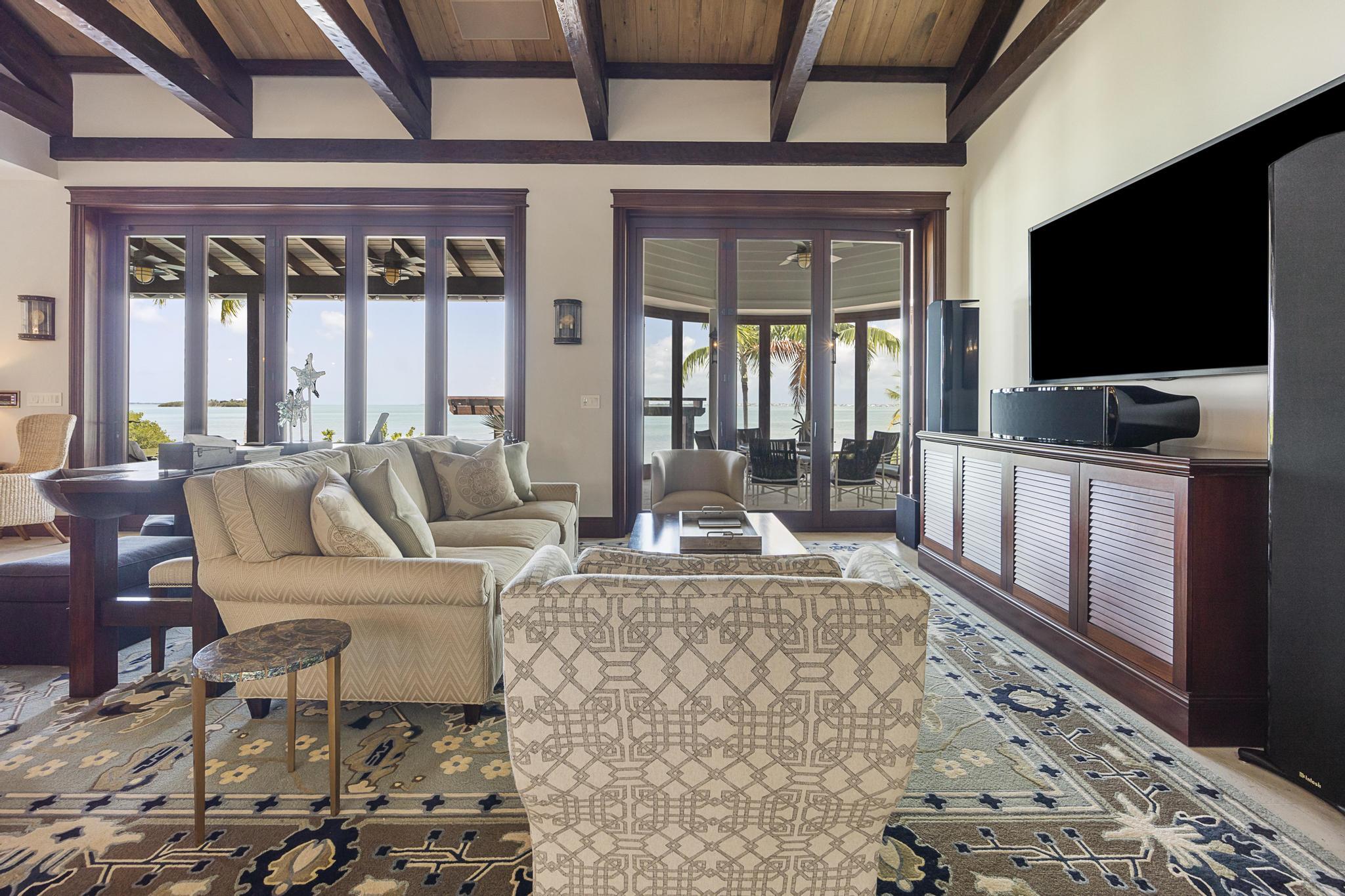 1300 Sunset Boulevard