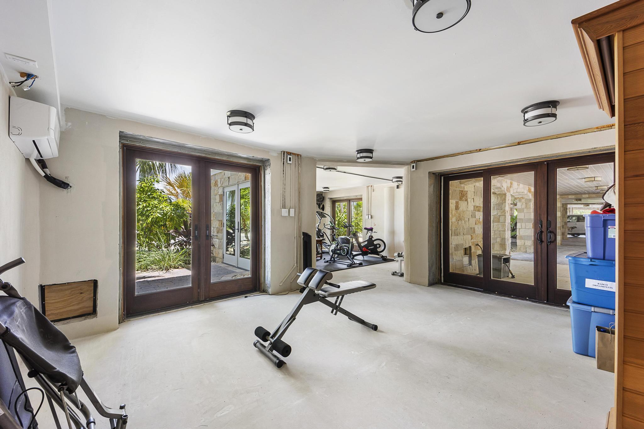 1300 Sunset Boulevard