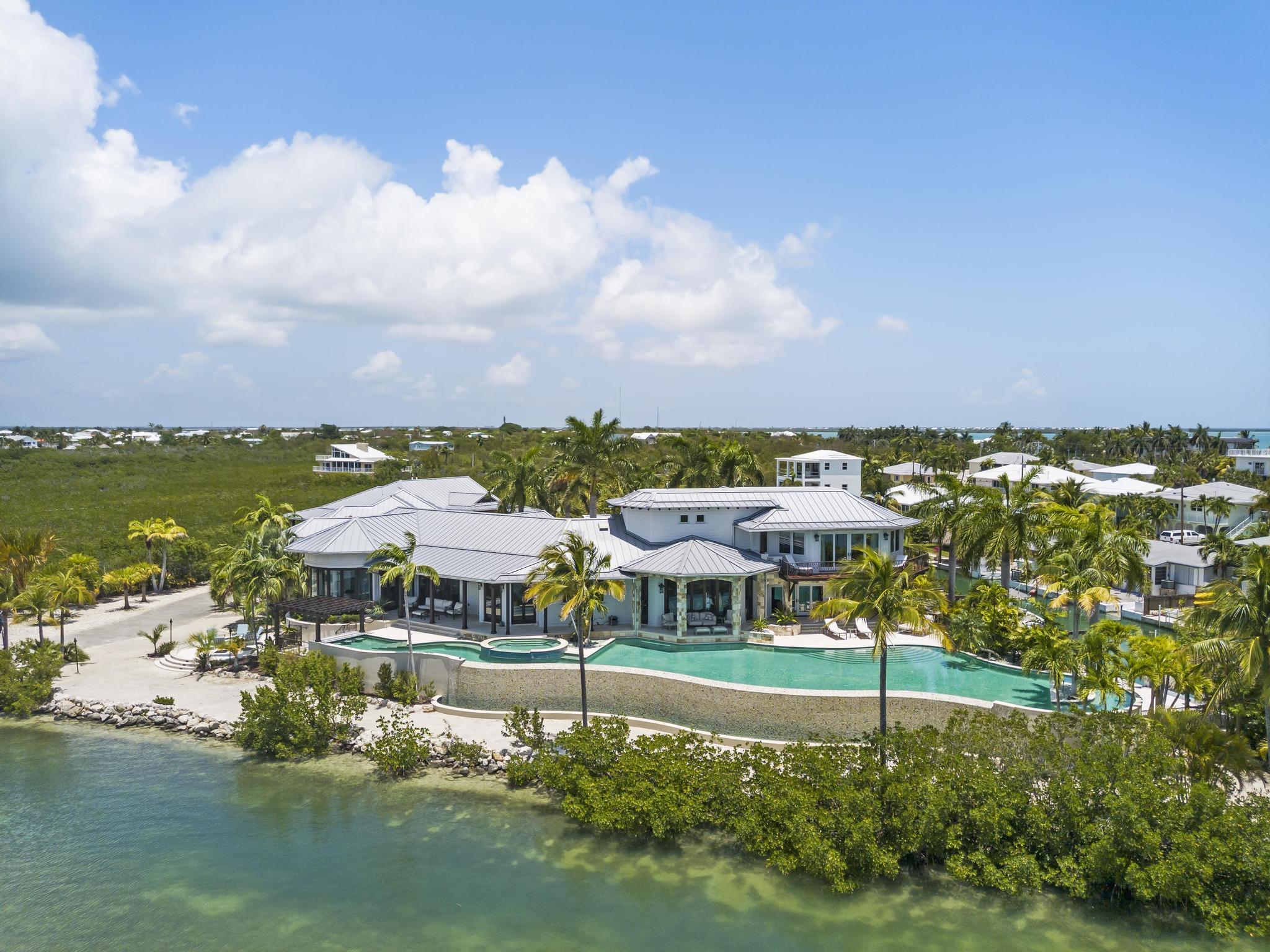 1300 Sunset Boulevard