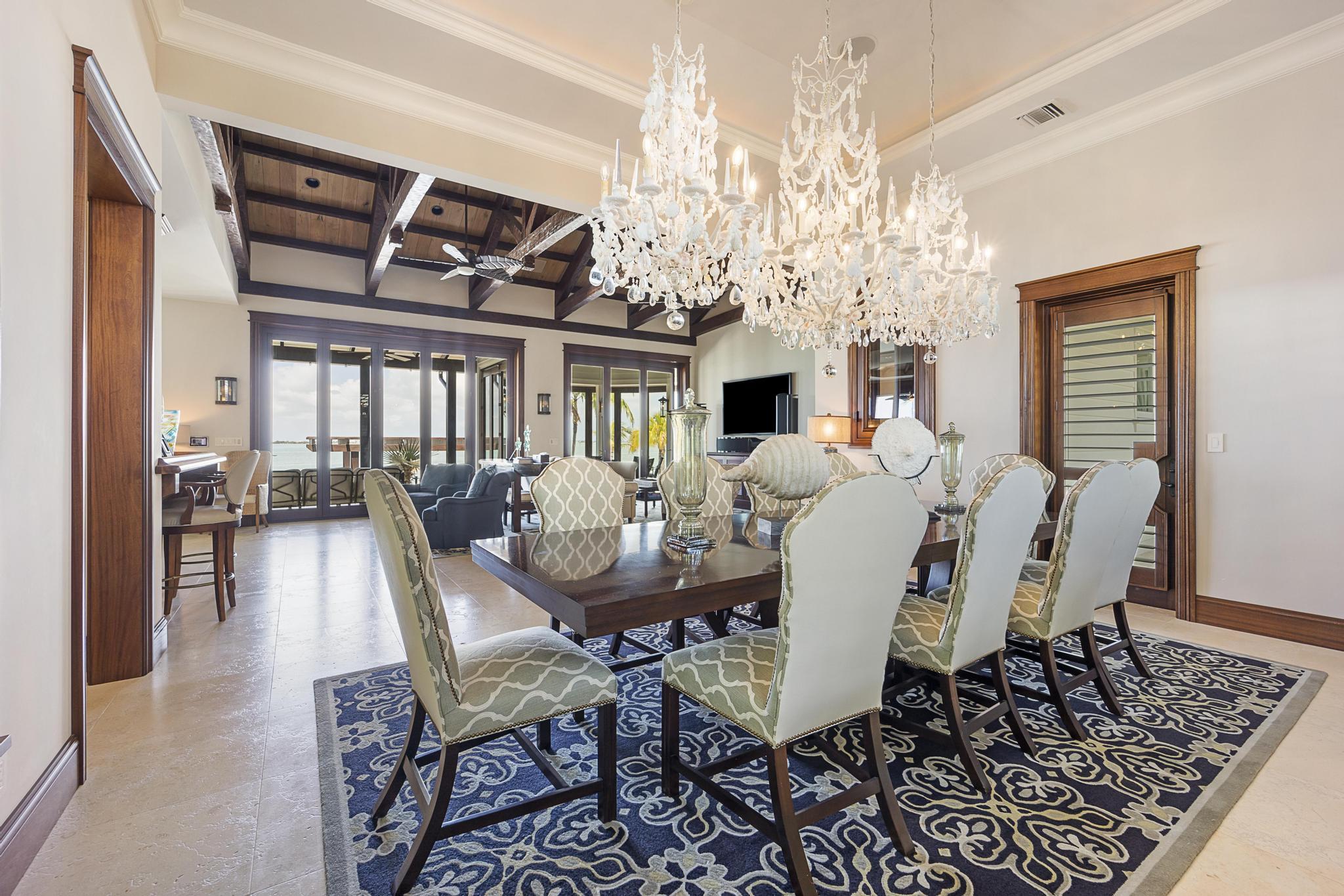 1300 Sunset Boulevard