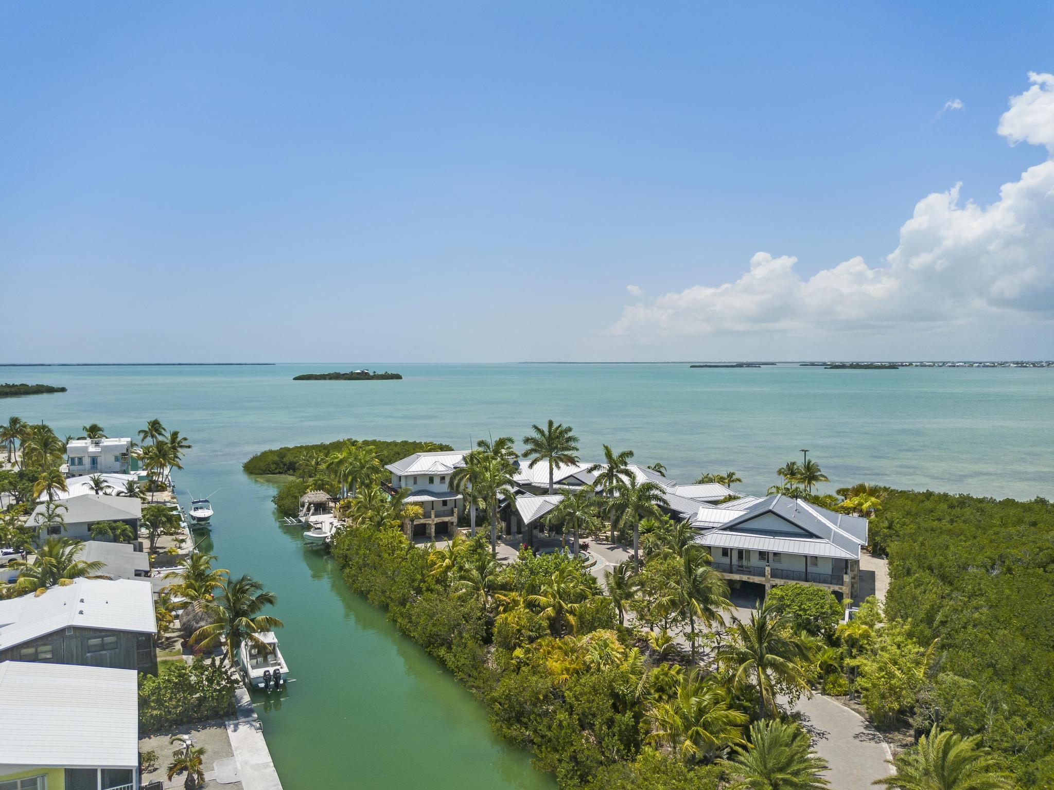 1300 Sunset Boulevard