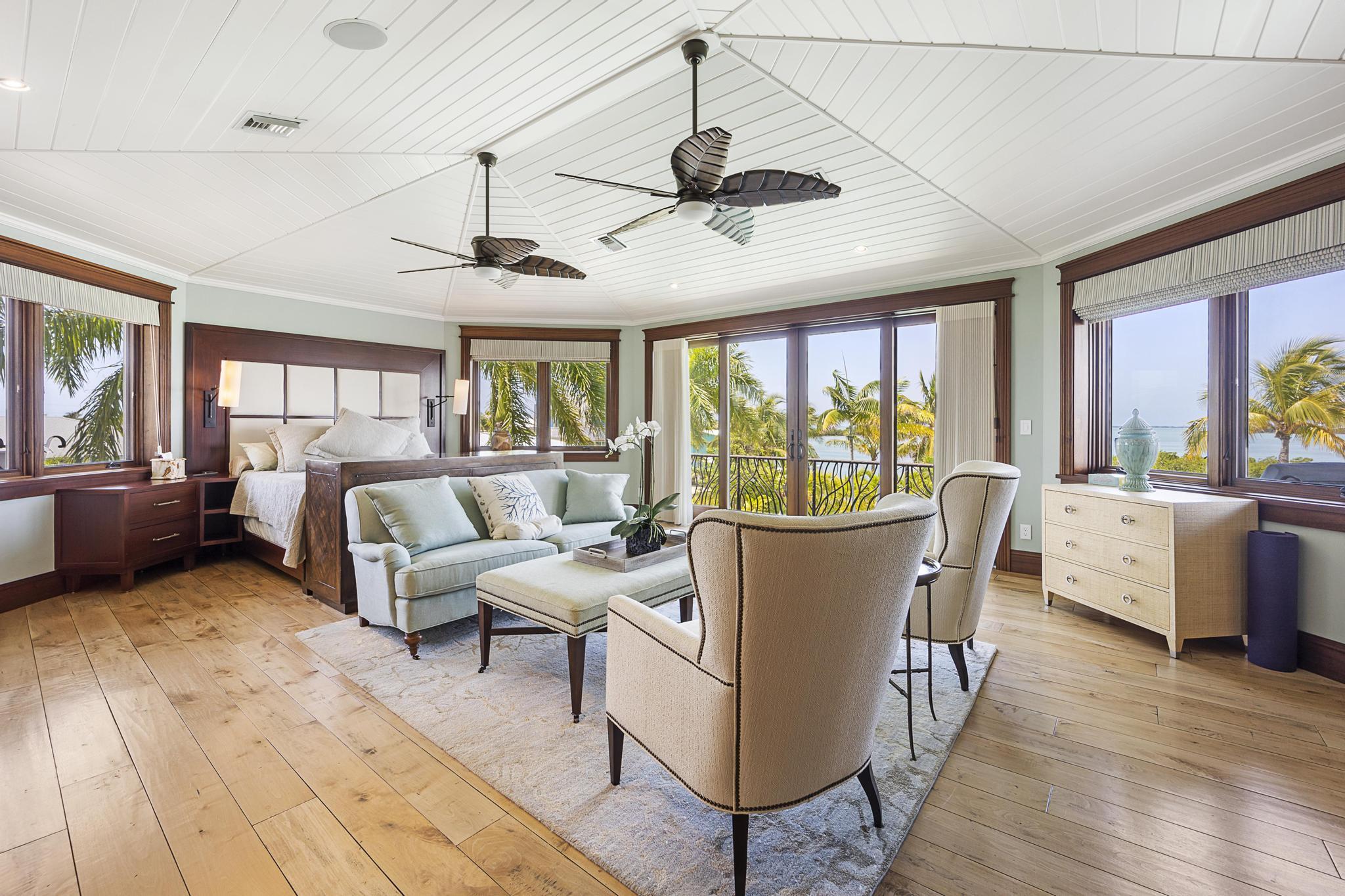 1300 Sunset Boulevard