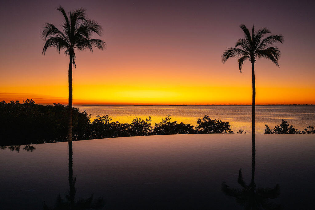 1300 Sunset Boulevard