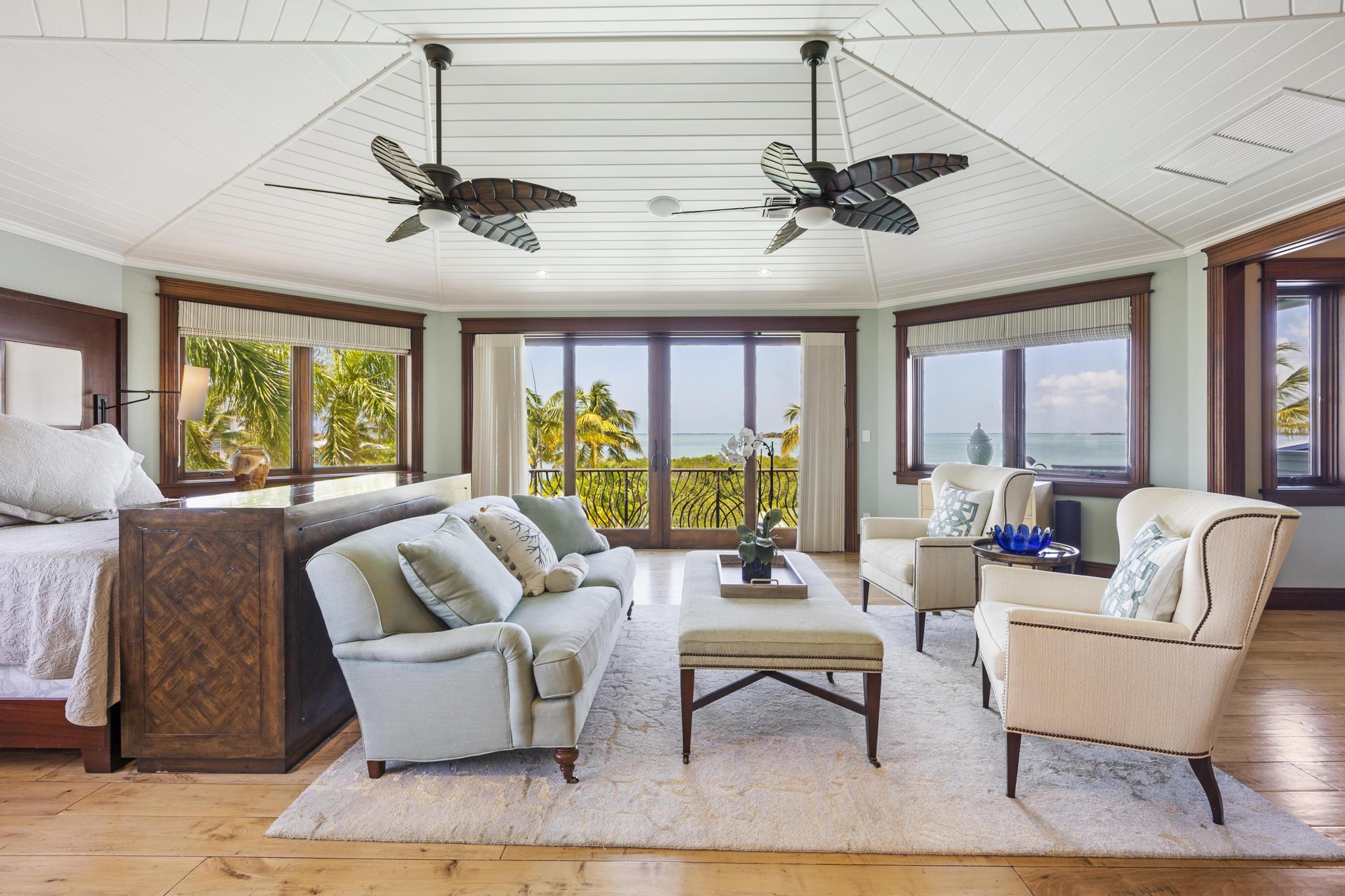 1300 Sunset Boulevard