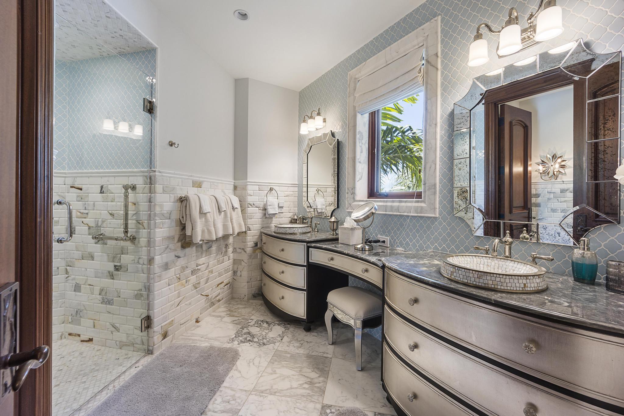 1300 Sunset Boulevard