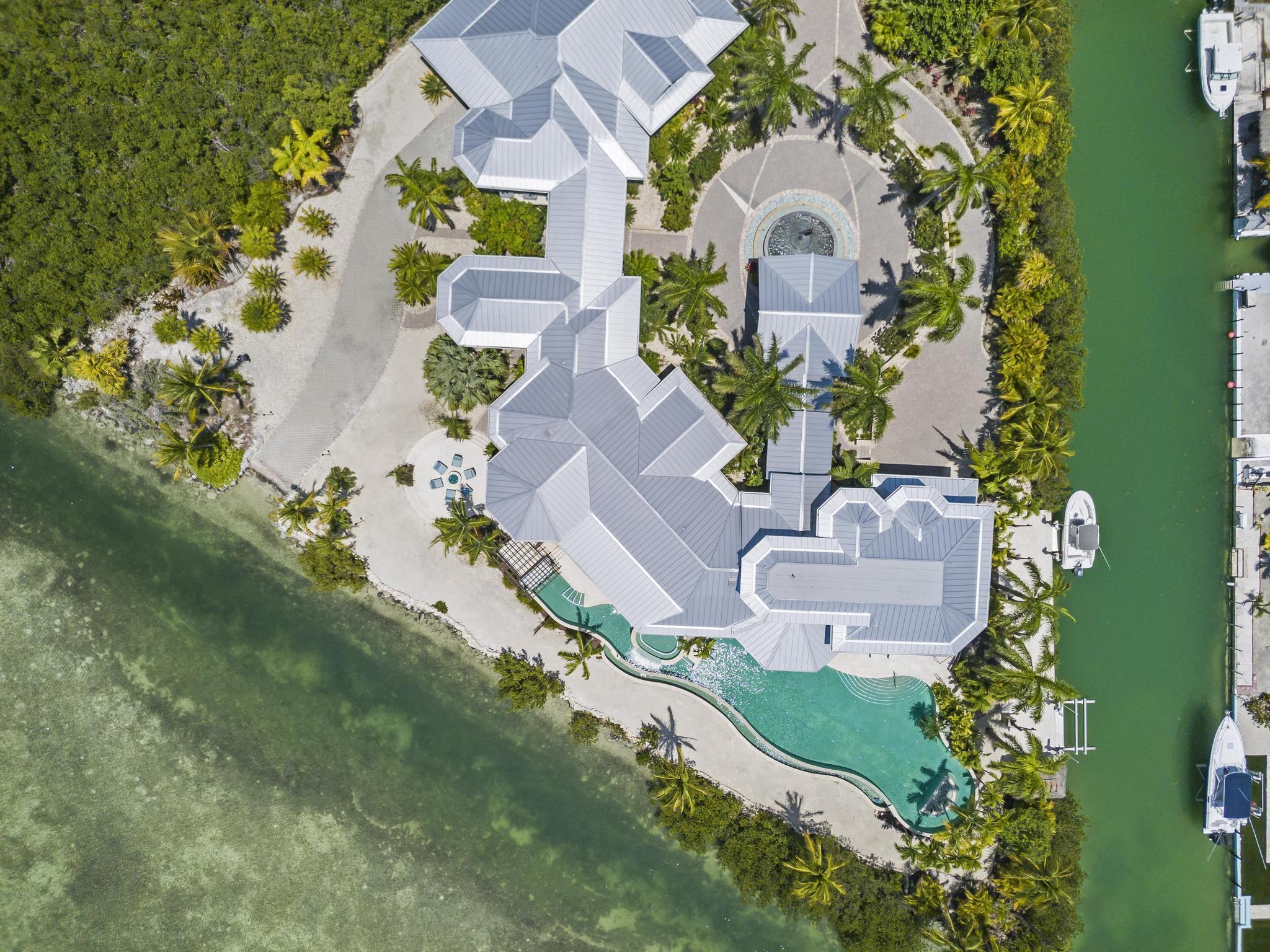 1300 Sunset Boulevard