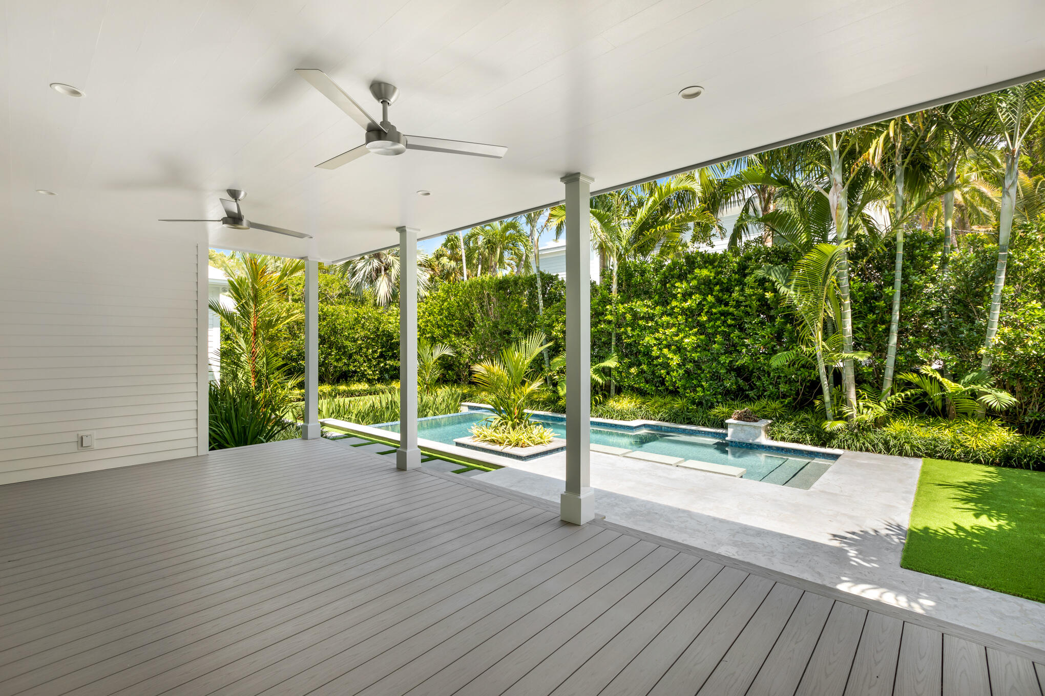 1023 Washington Street