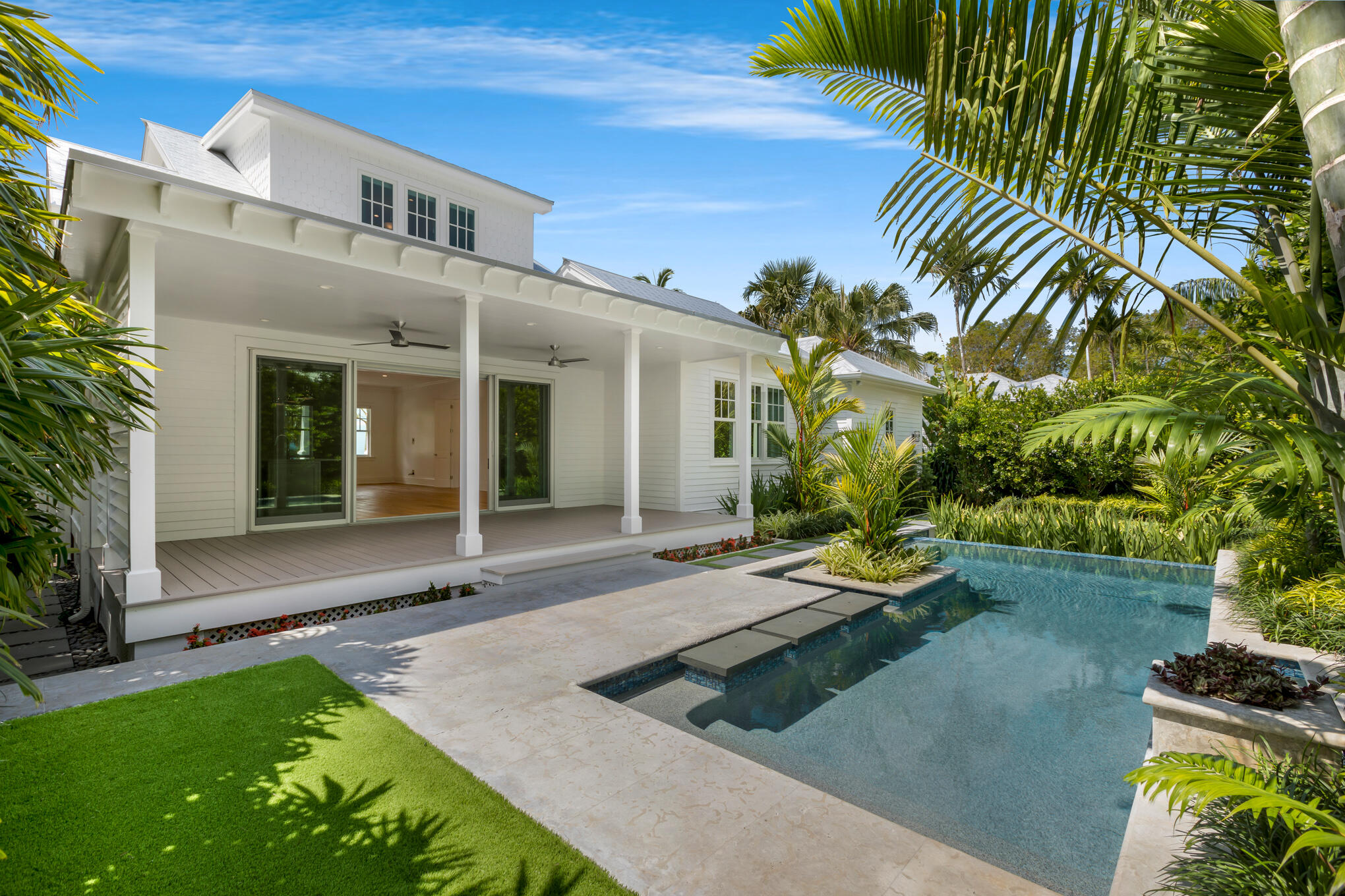 1023 Washington Street