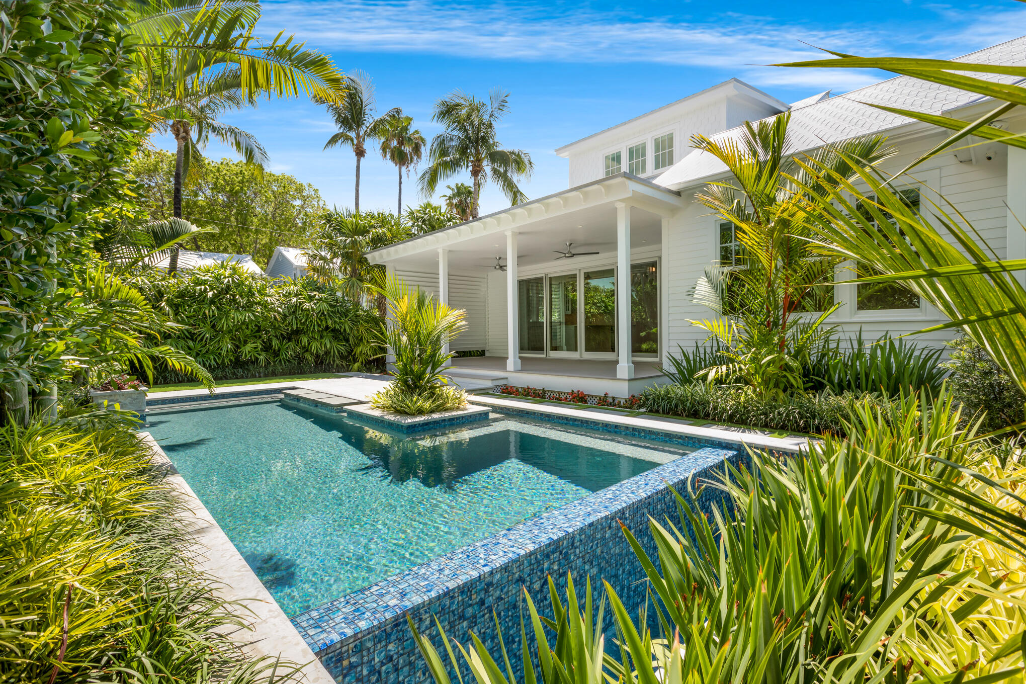 1023 Washington Street