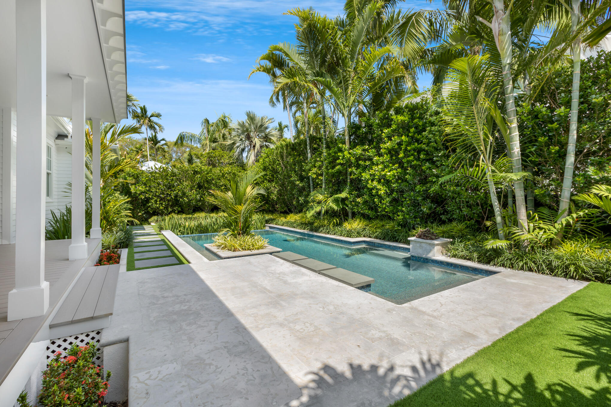 1023 Washington Street