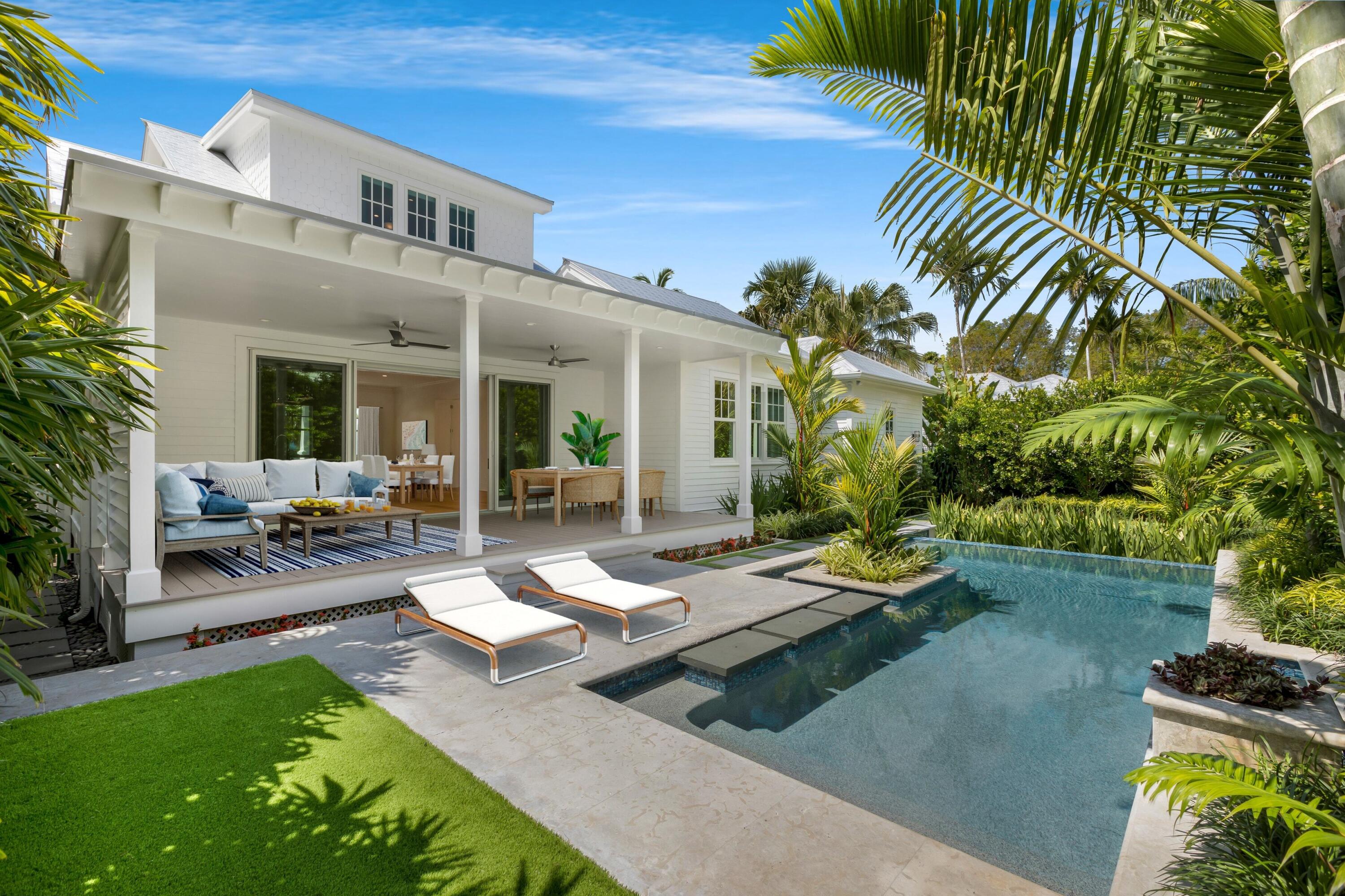 1023 Washington Street