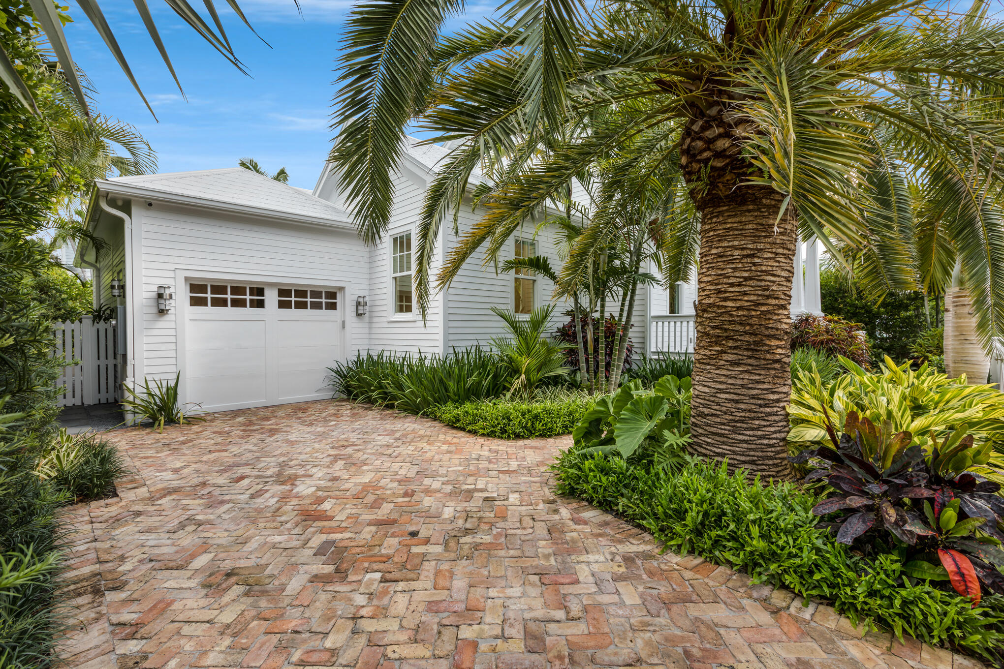 1023 Washington Street