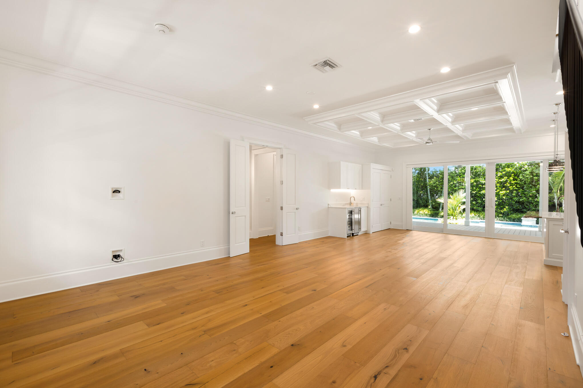 1023 Washington Street