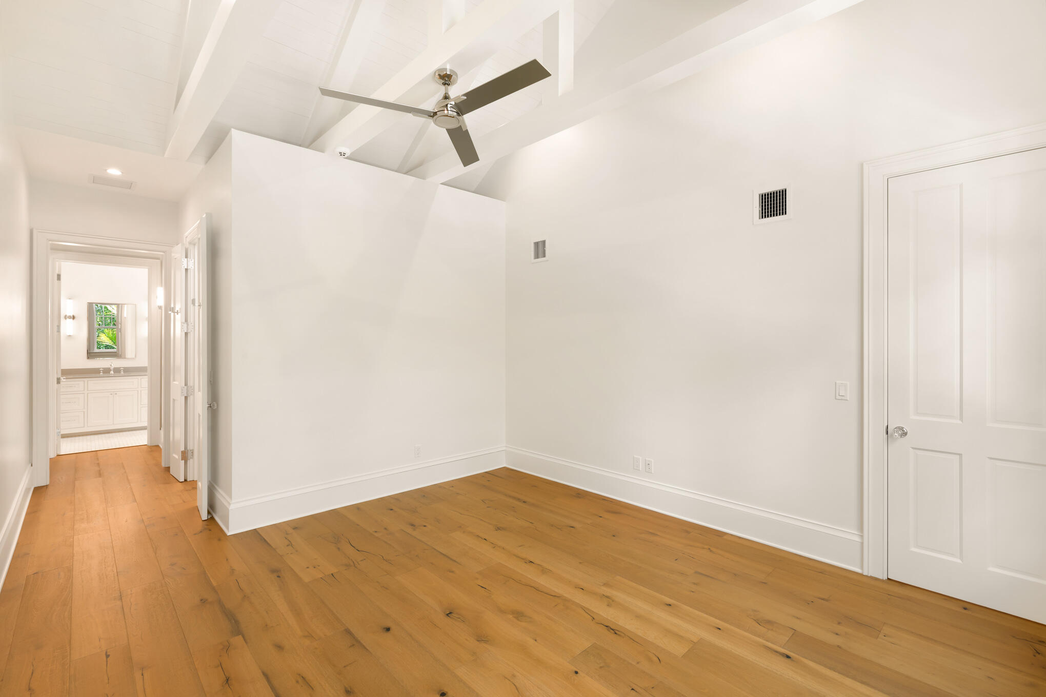 1023 Washington Street