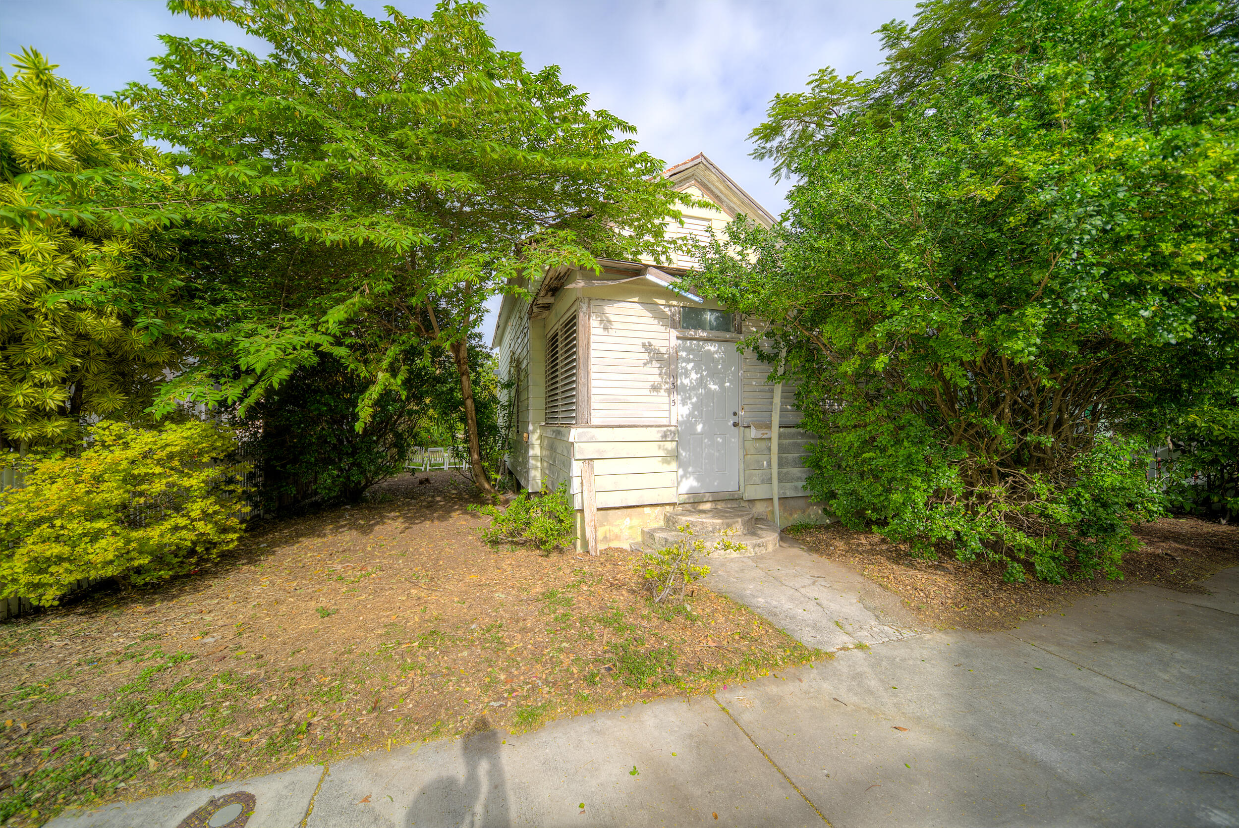 1315 Newton Street