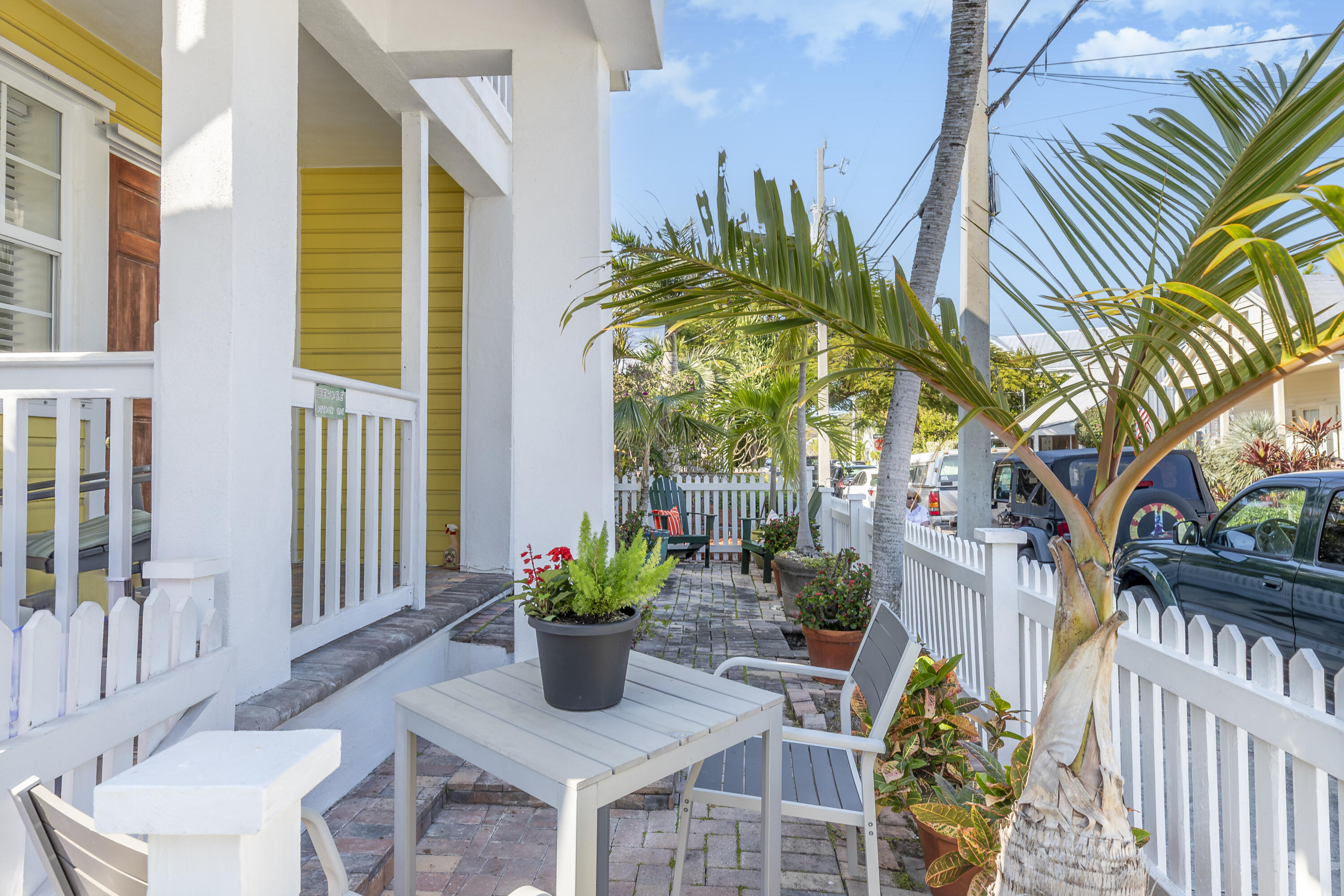 714 Elizabeth Street Unit: A