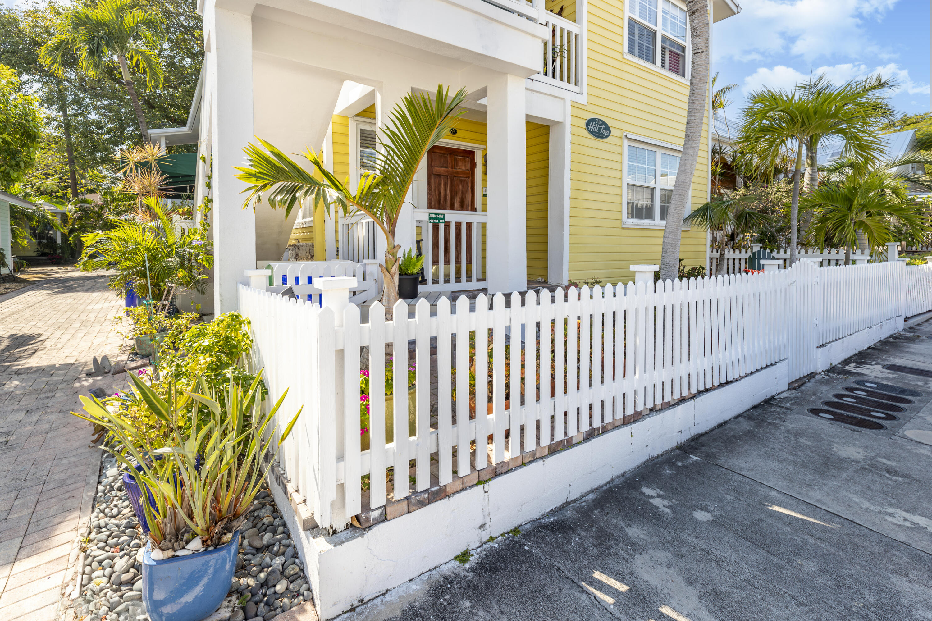 714 Elizabeth Street Unit: A