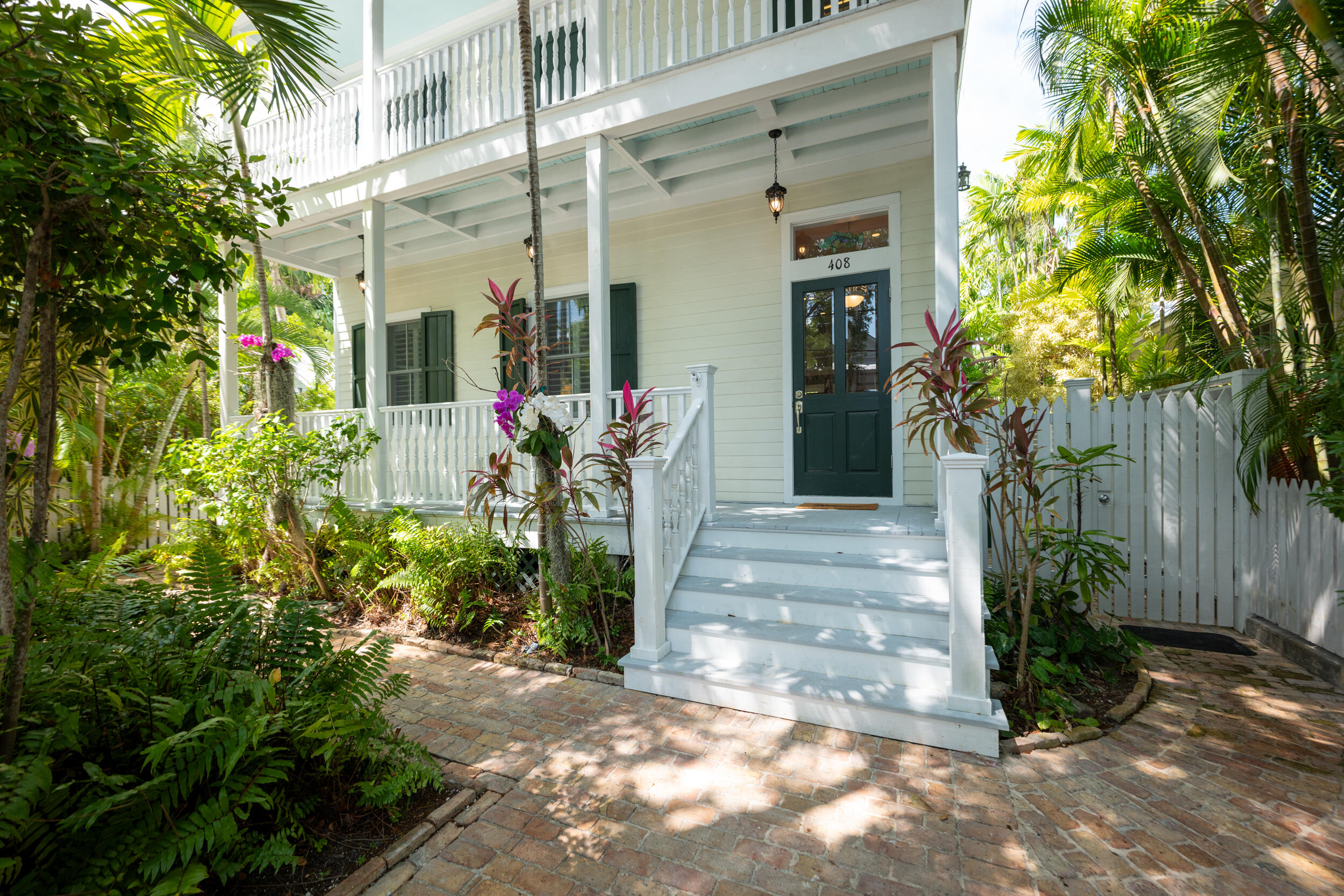 408 Grinnell Street