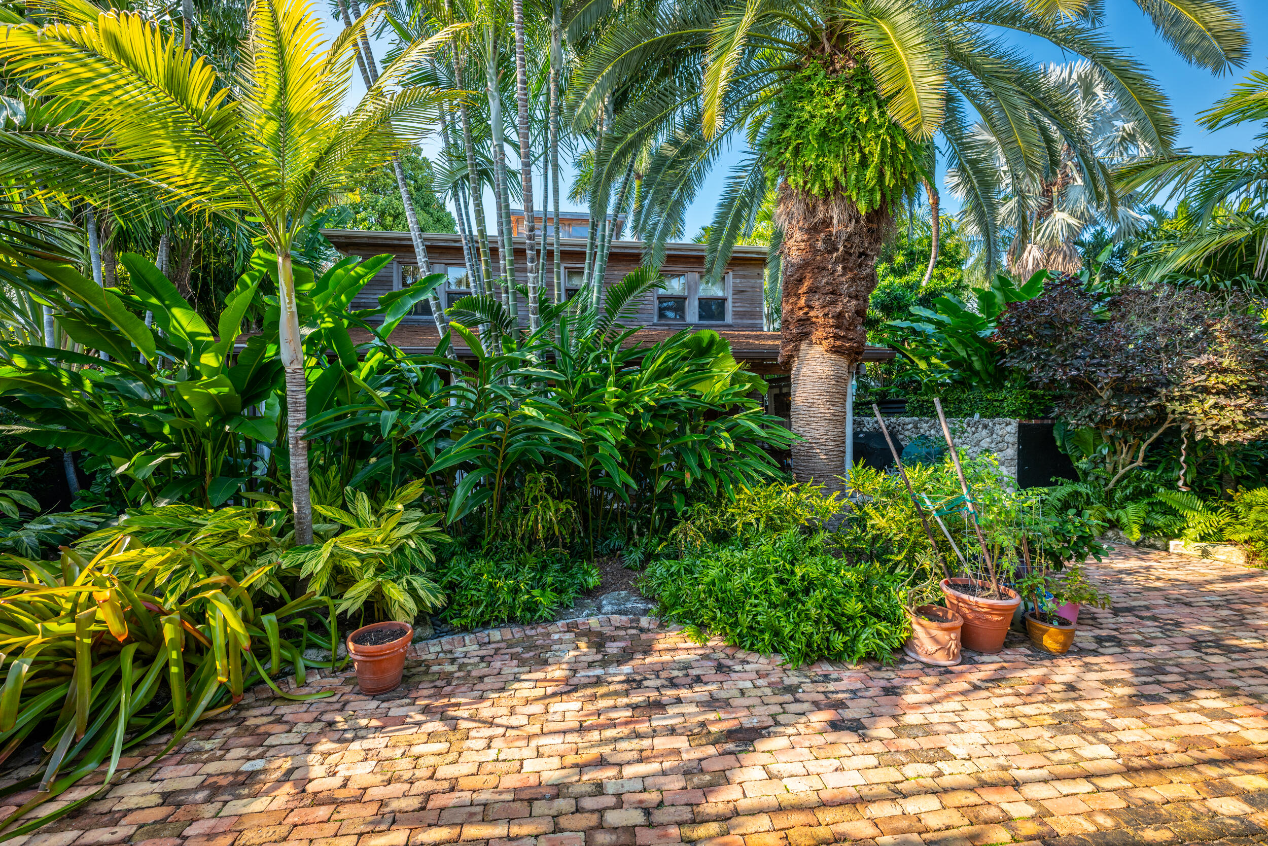 908 Fleming Street