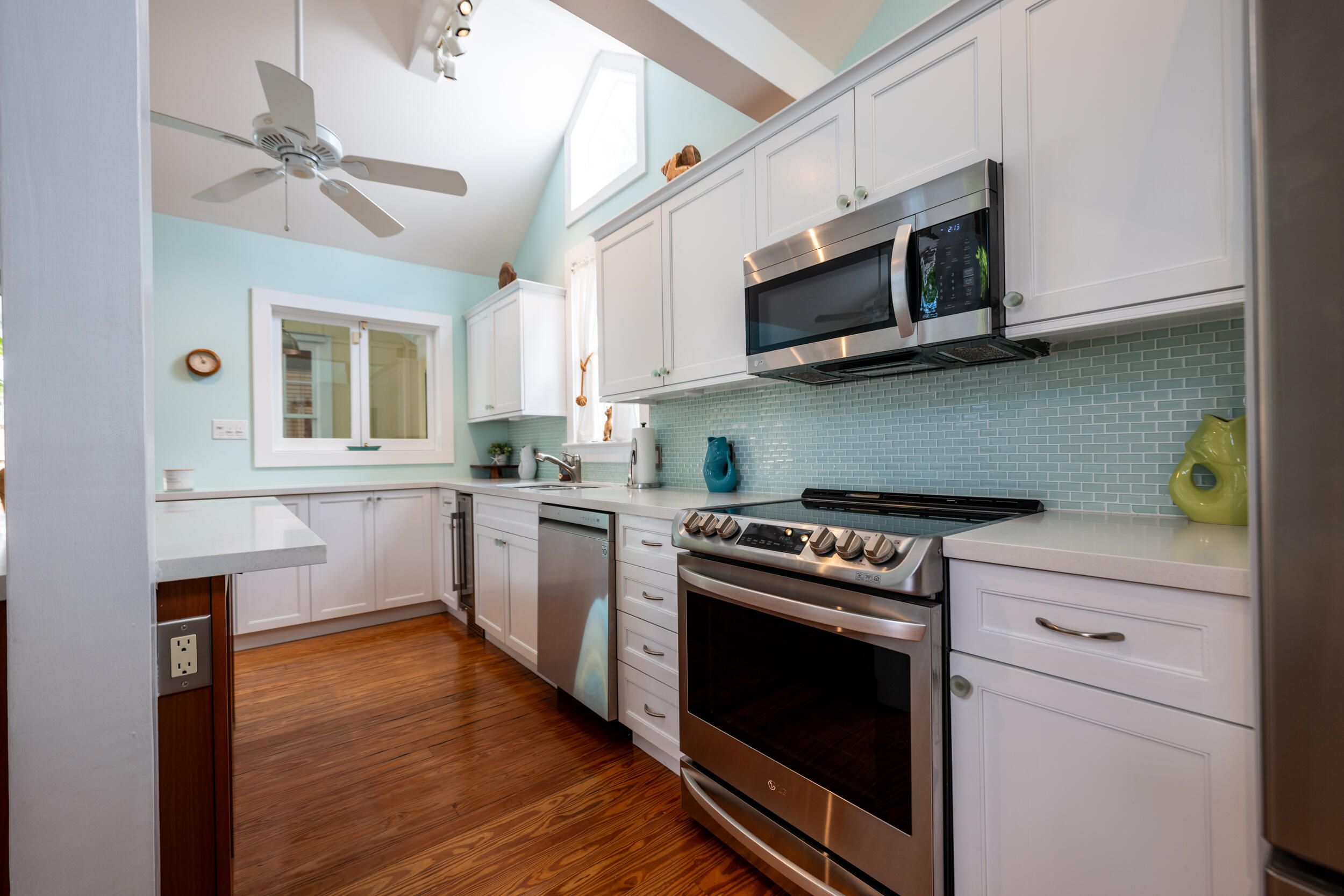 823 Elizabeth Street