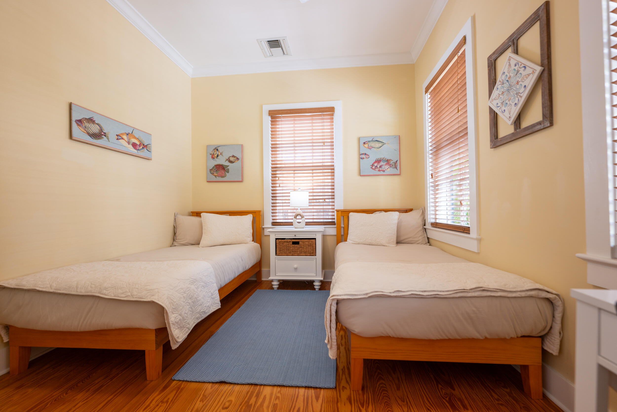 823 Elizabeth Street