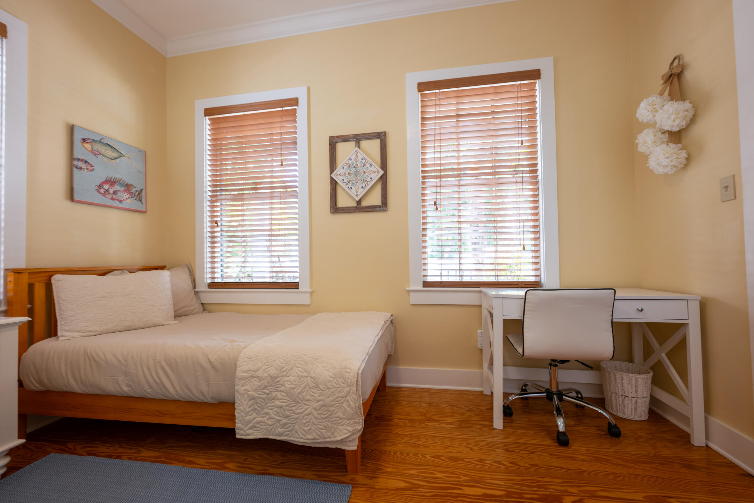 823 Elizabeth Street