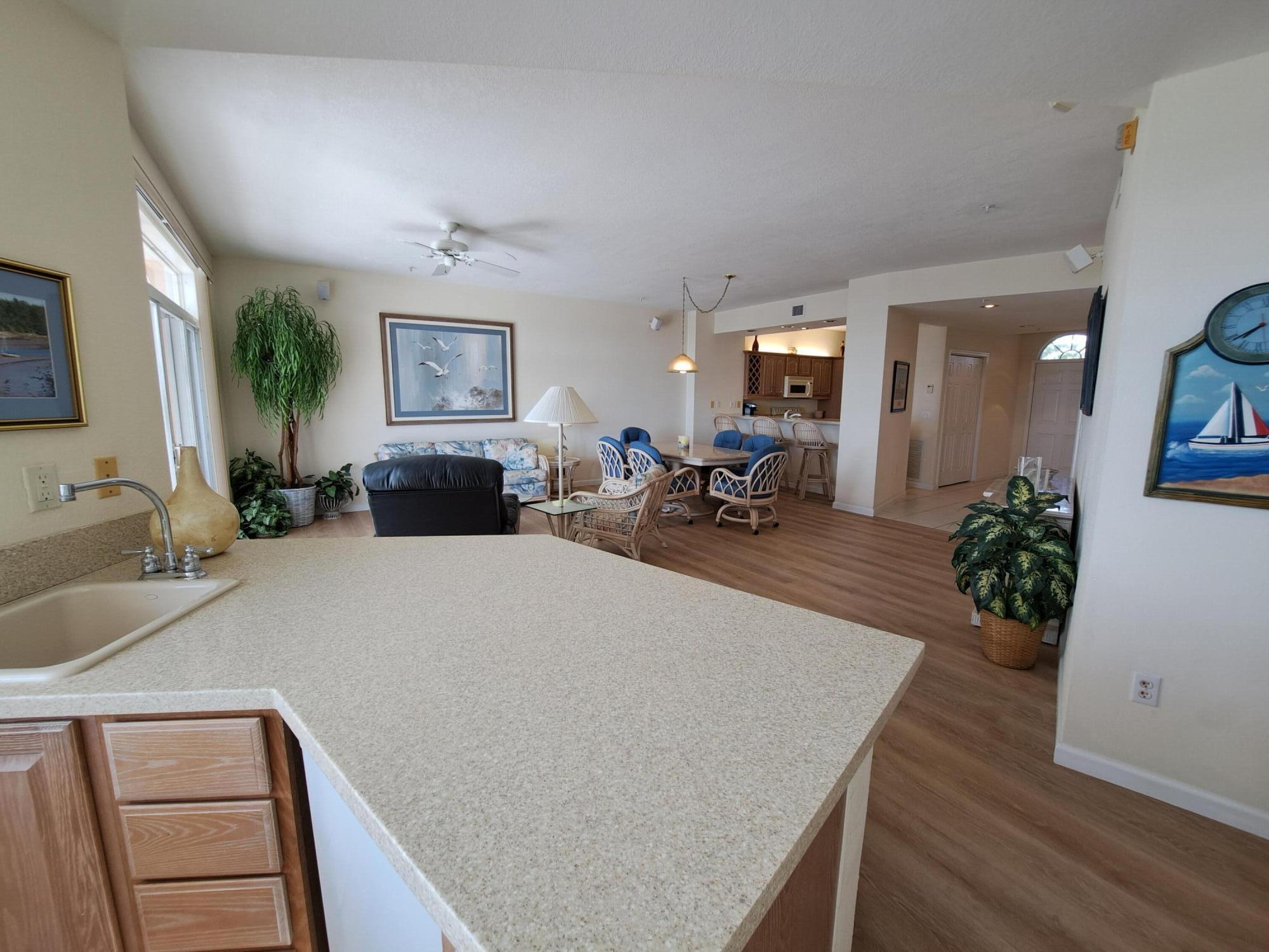 5607 College Road Unit: A101