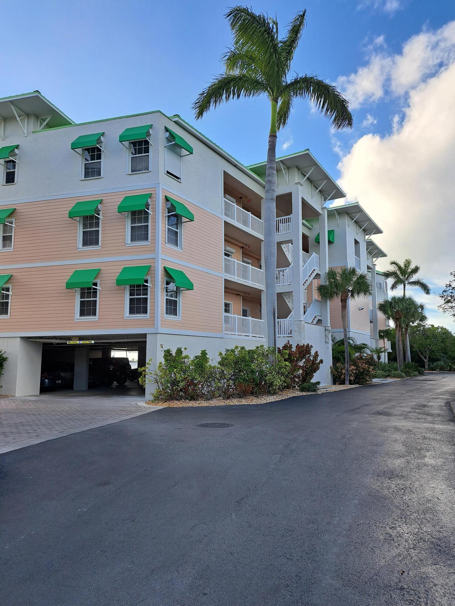 5607 College Road Unit: A101