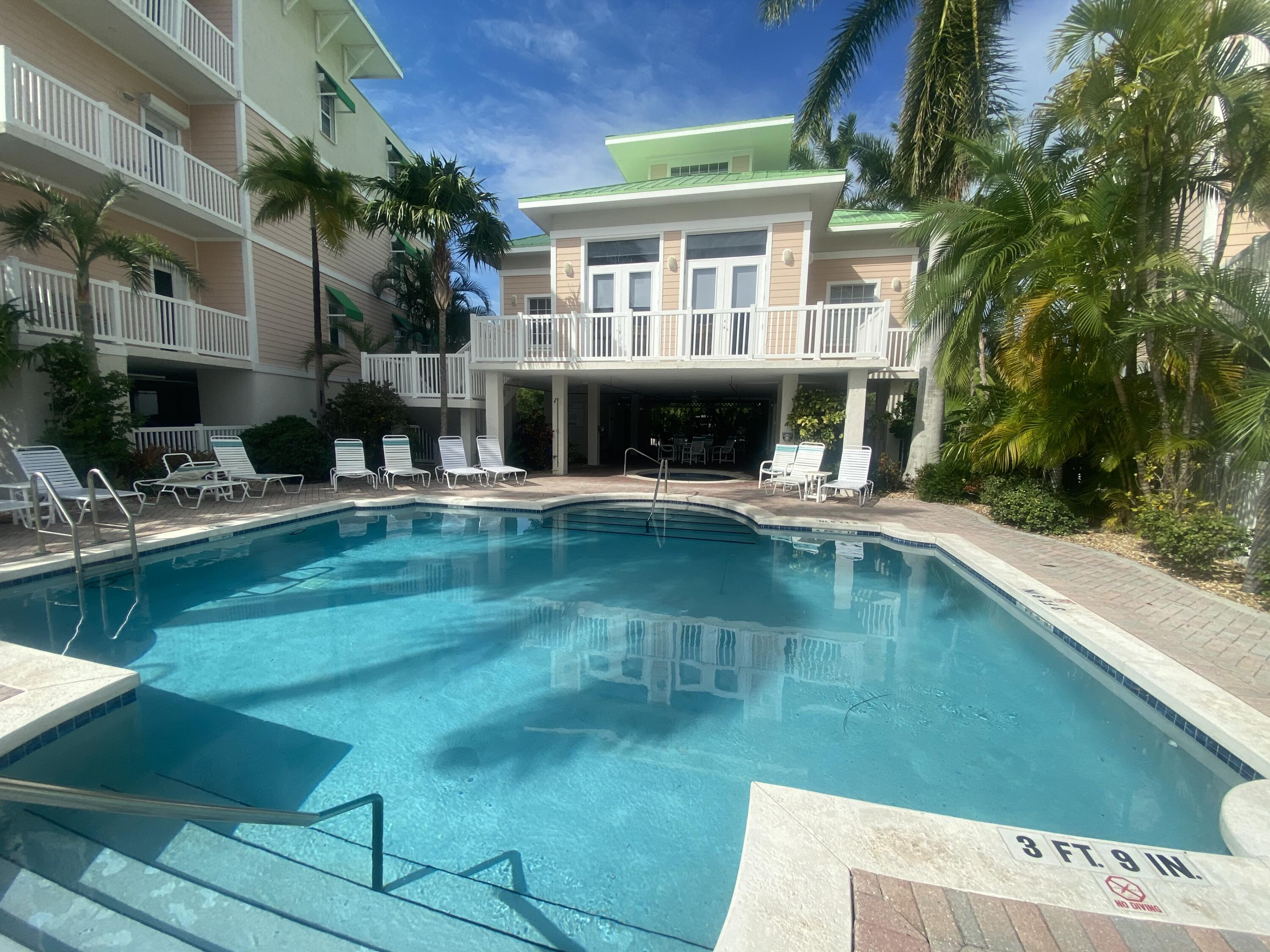 5607 College Road Unit: A101