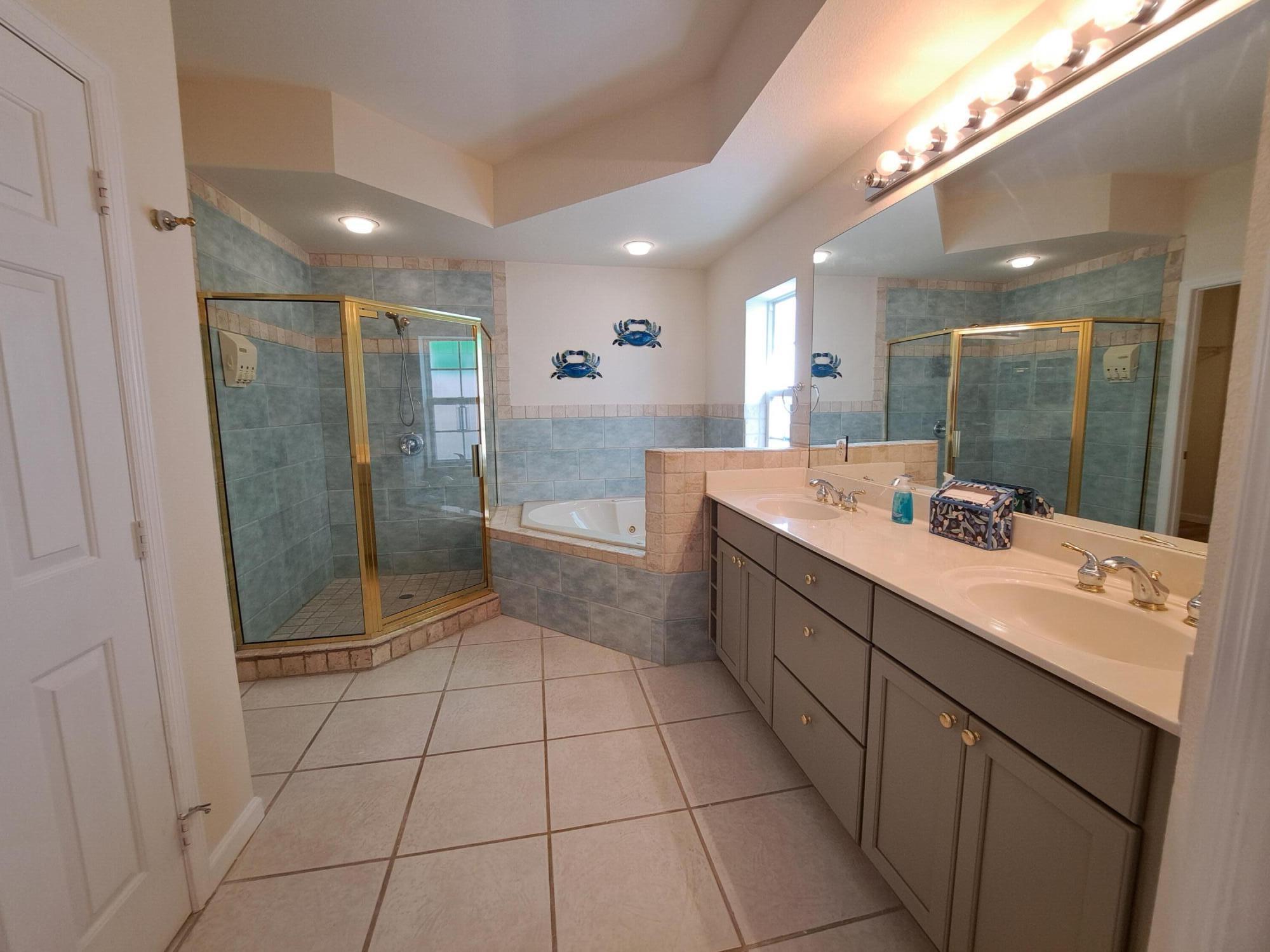 5607 College Road Unit: A101