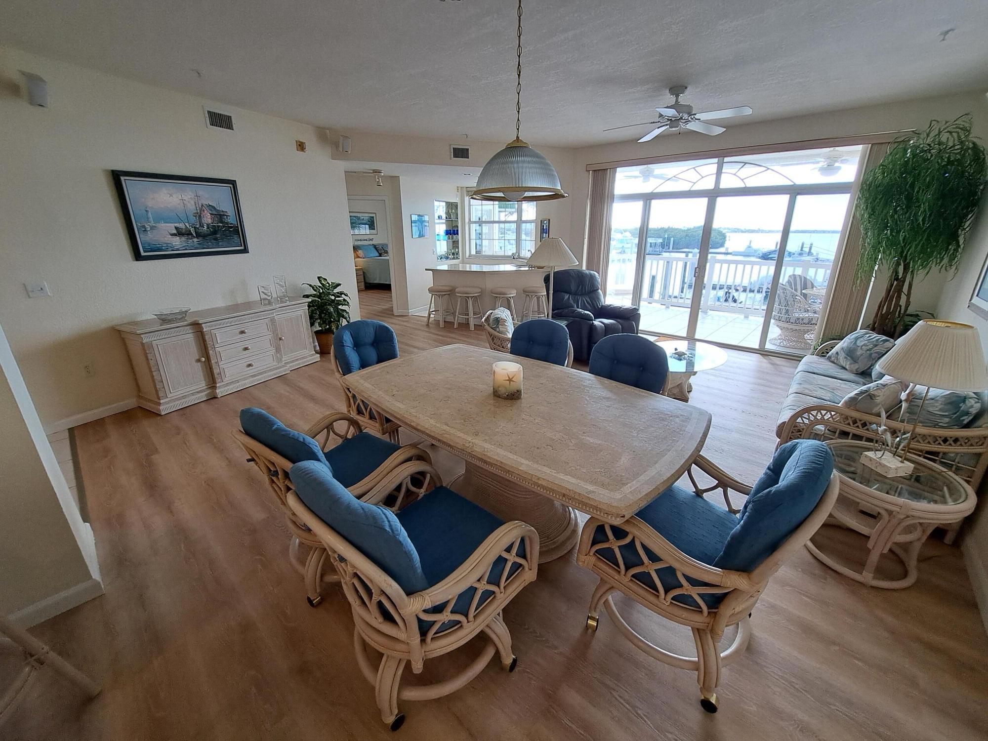 5607 College Road Unit: A101