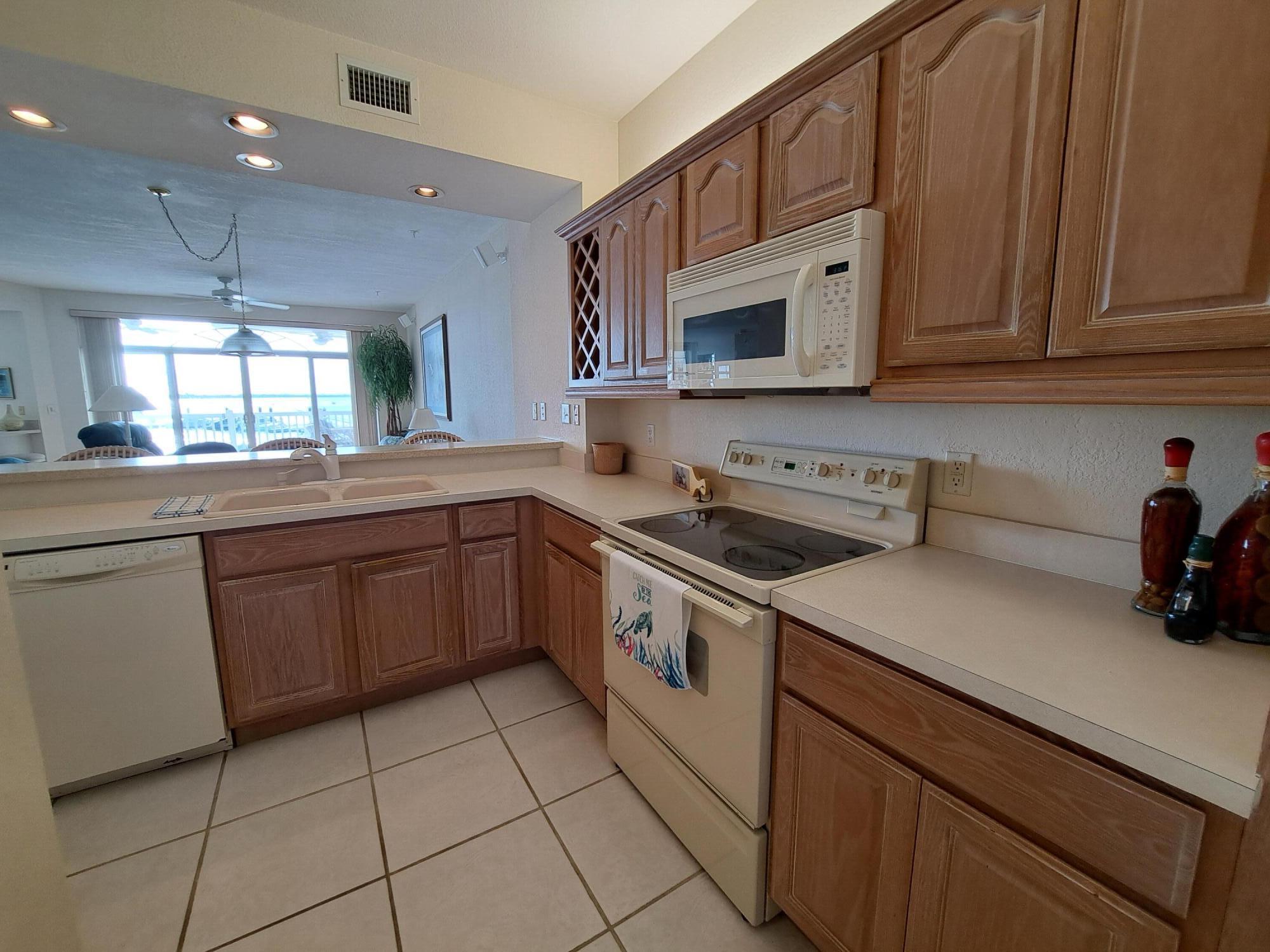 5607 College Road Unit: A101