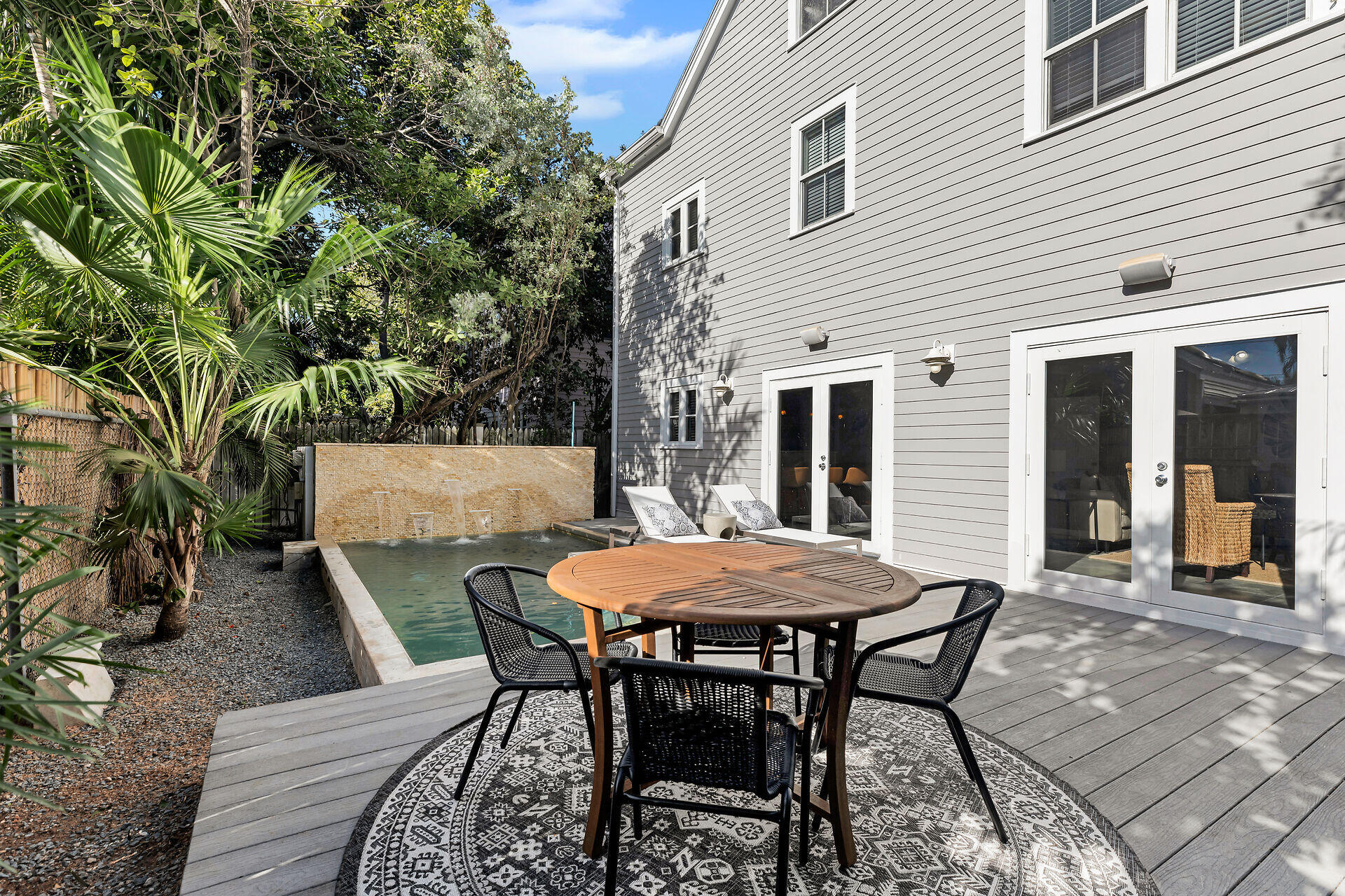 1100 Williams Lane