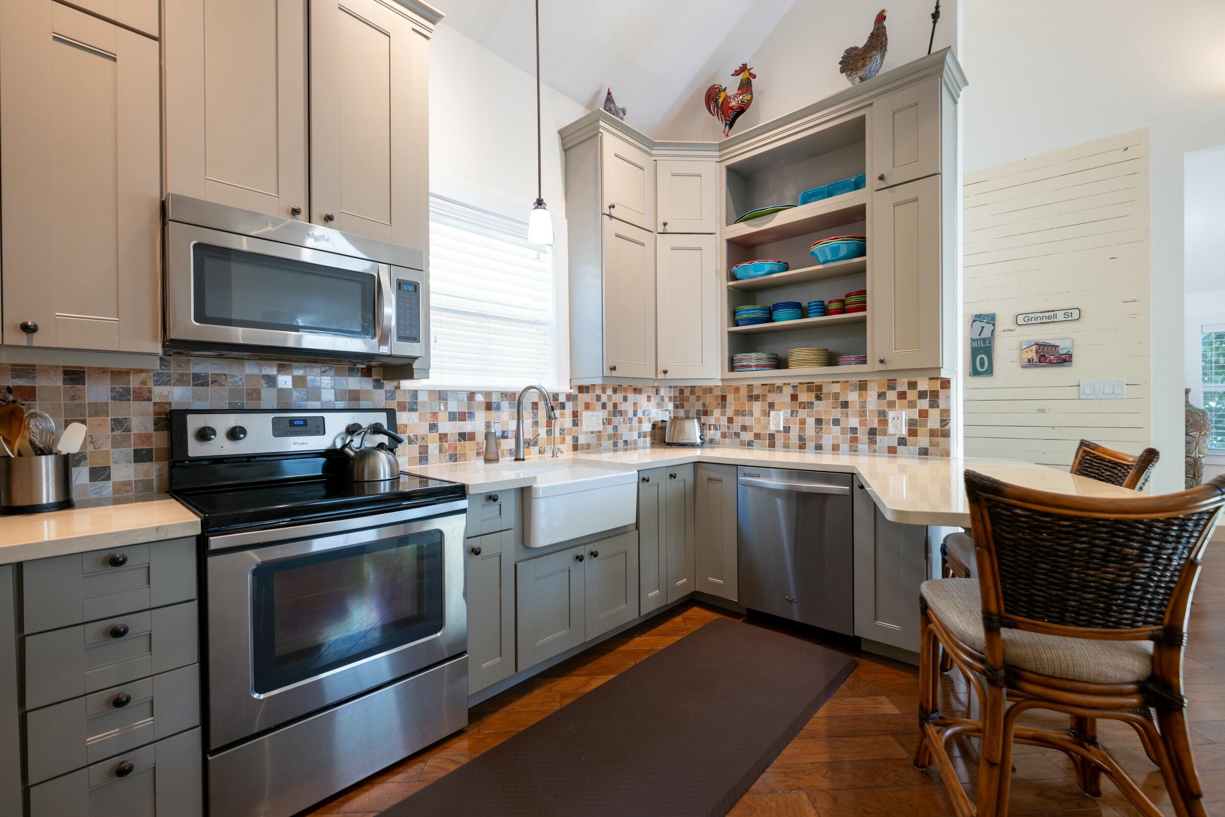 1022 Grinnell Street