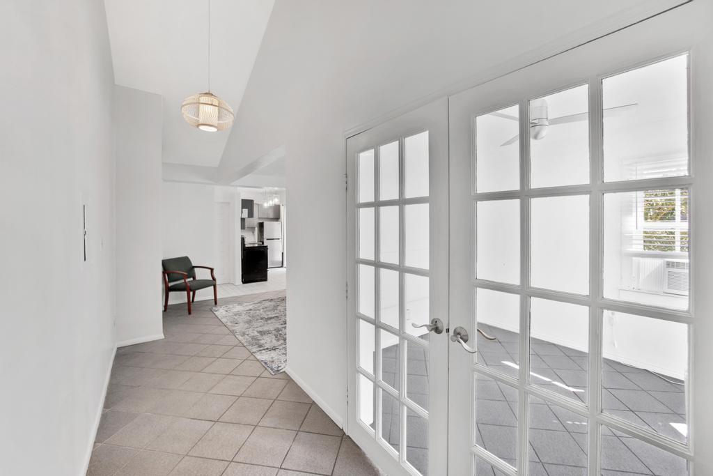 623 Thomas Street Unit: C