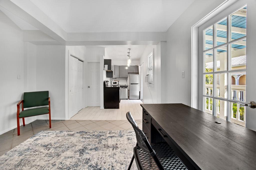 623 Thomas Street Unit: C