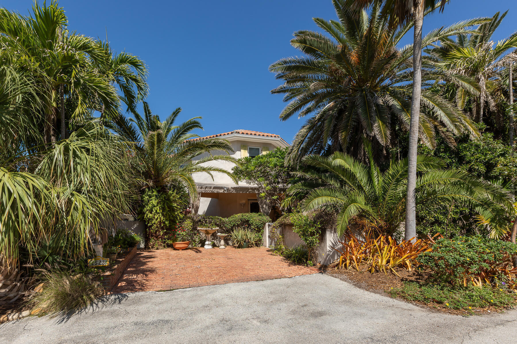 1523 Patricia Street