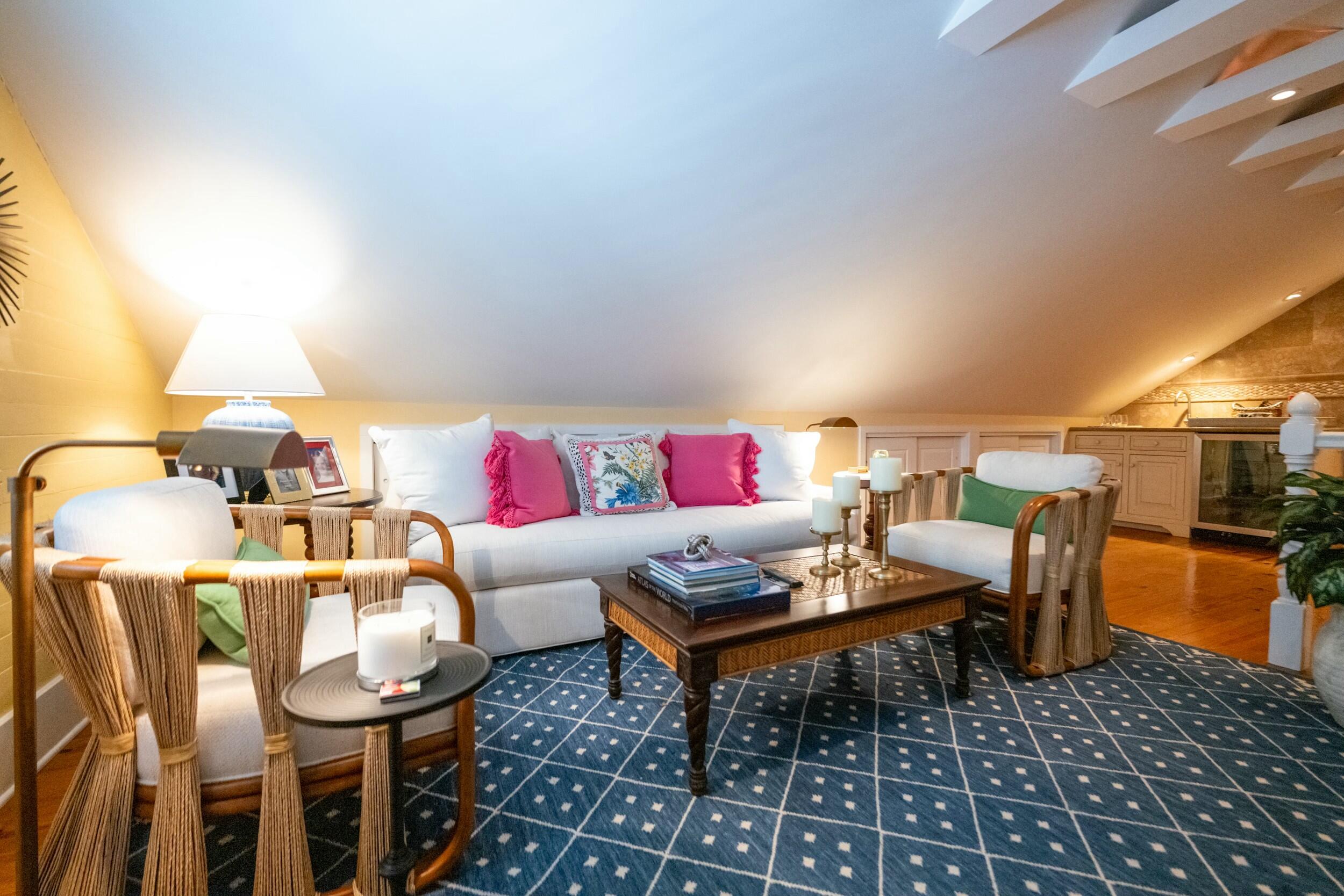 1020 Southard Street