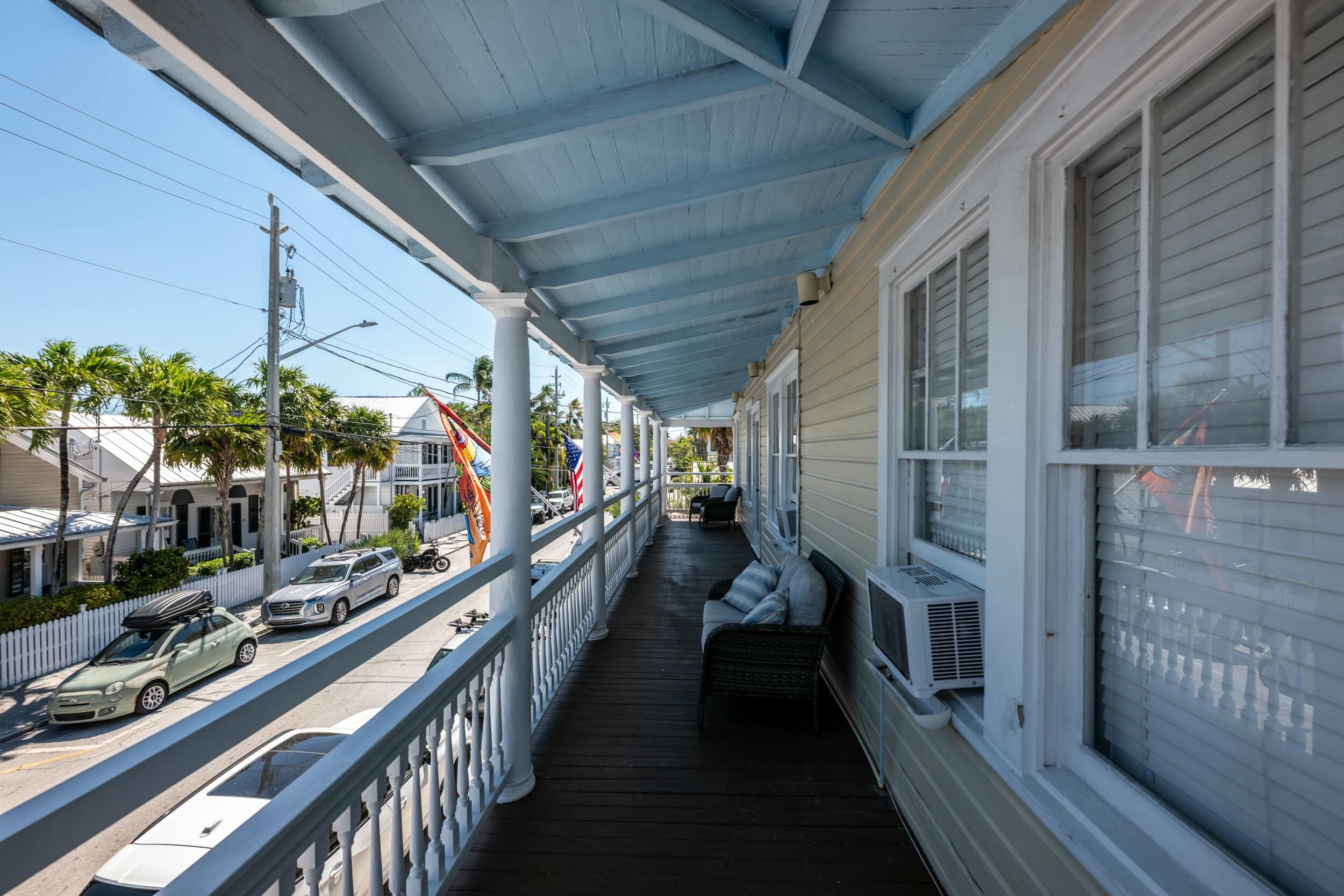 412 Frances Street