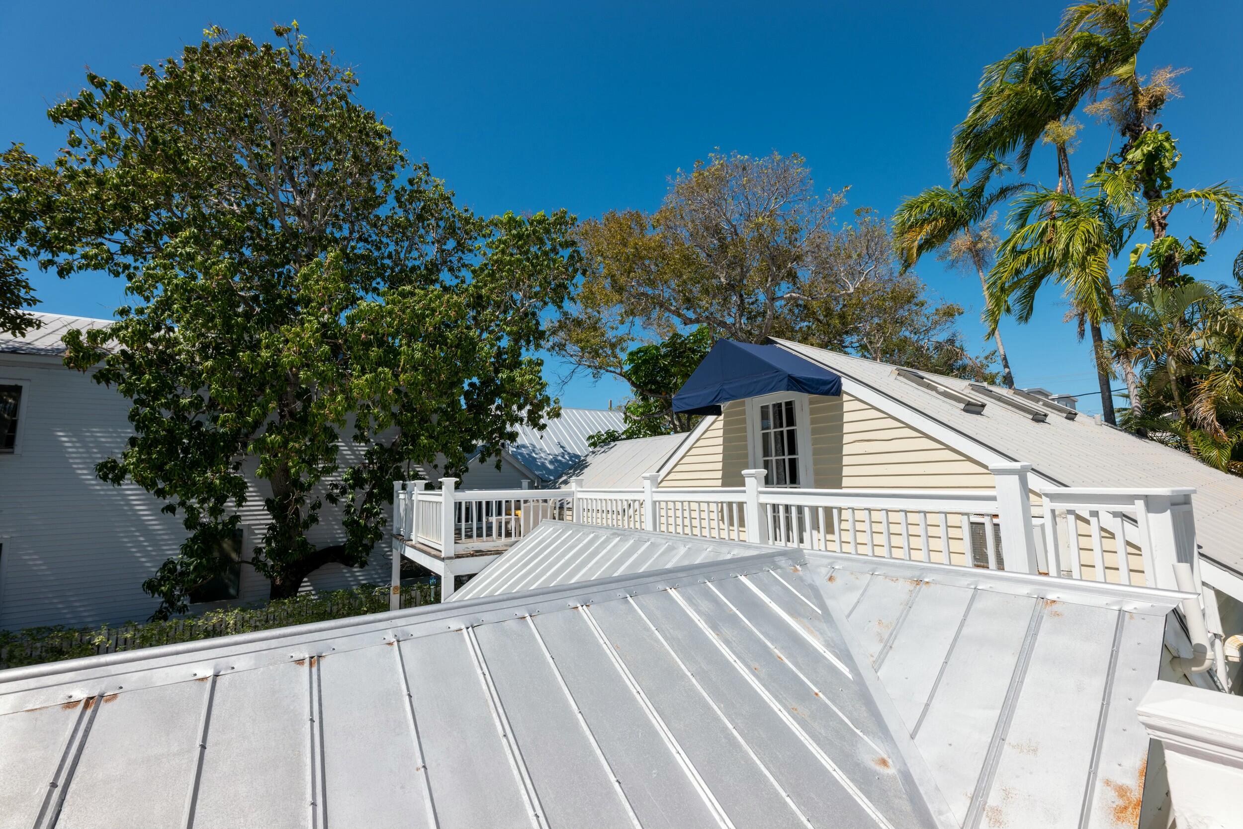 412 Frances Street